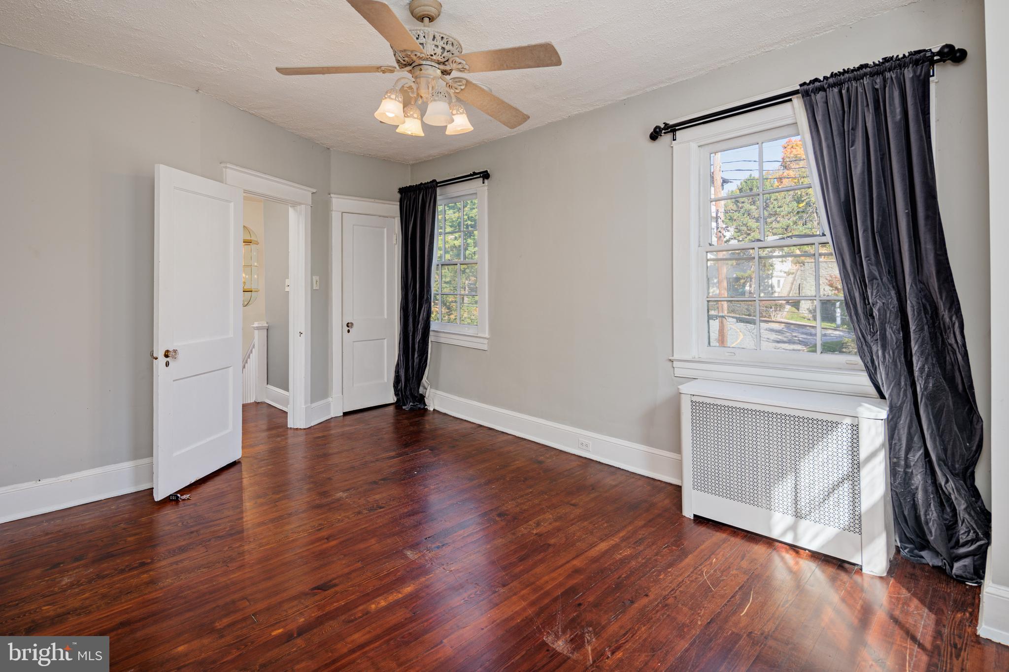 MOUNT WASHINGTON - Residential