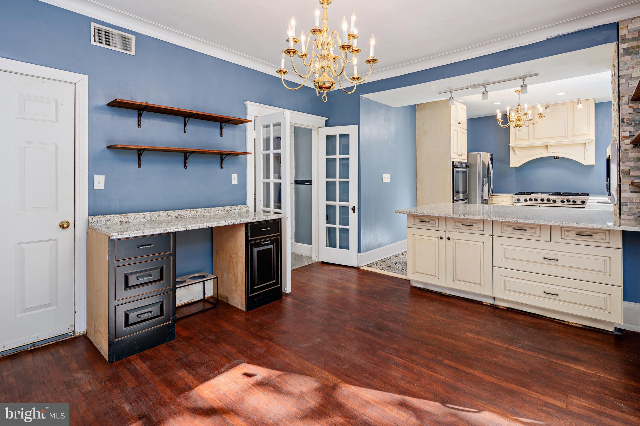 MOUNT WASHINGTON - Residential