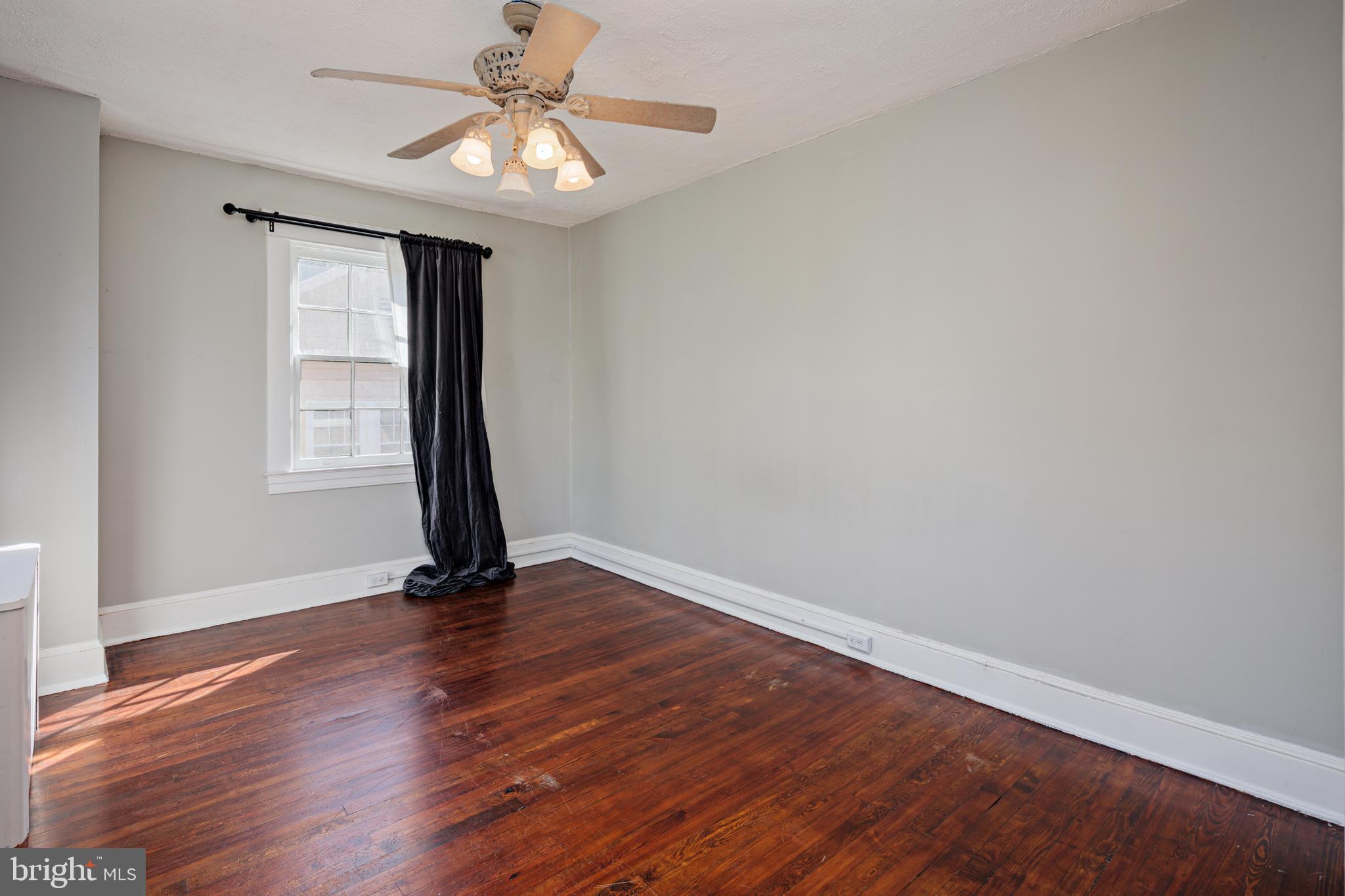 MOUNT WASHINGTON - Residential