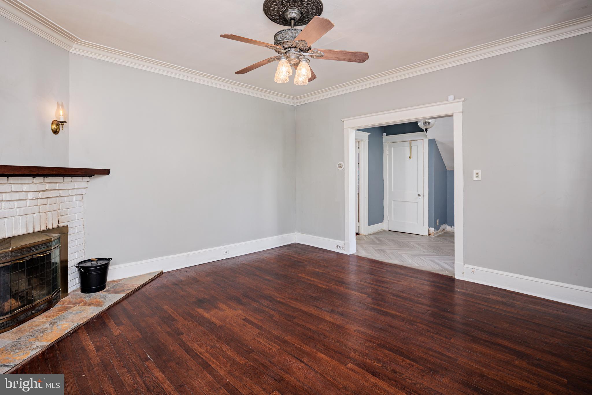 MOUNT WASHINGTON - Residential