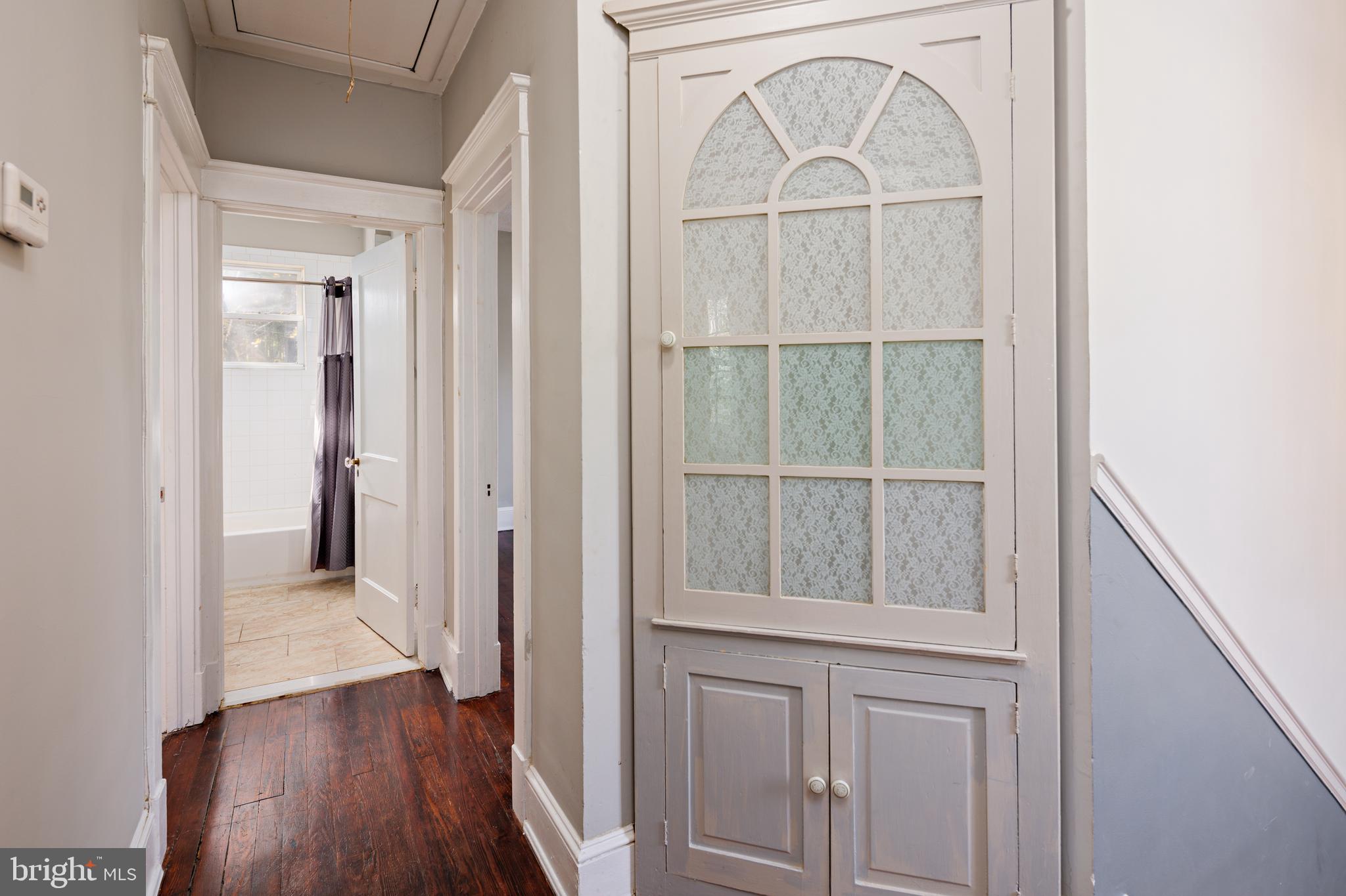 MOUNT WASHINGTON - Residential