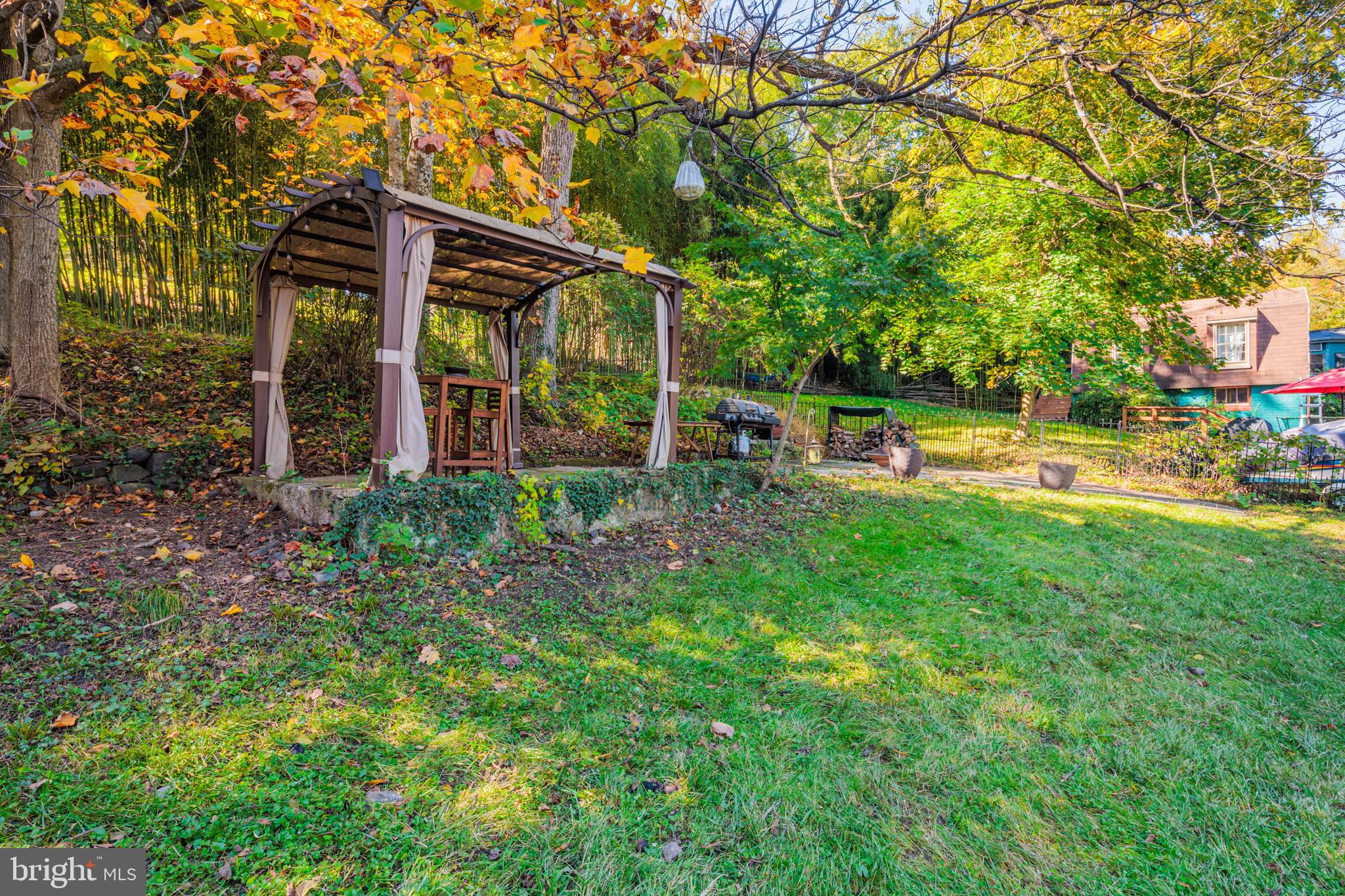 MOUNT WASHINGTON - Residential
