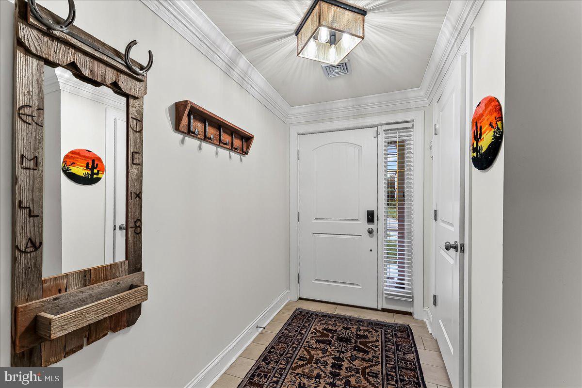 COLONIAL - Residential Lease