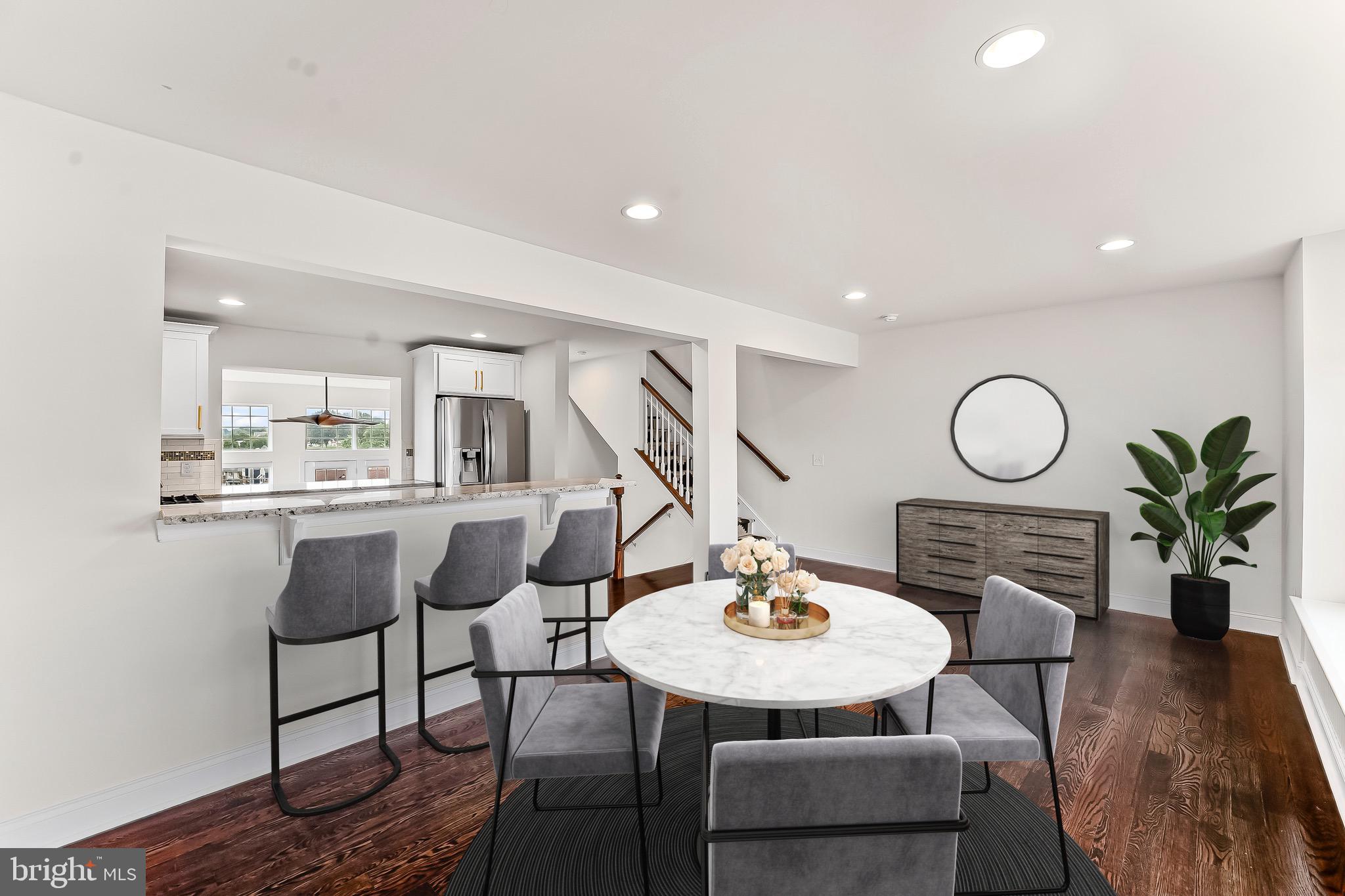 COLONIAL - Residential Lease