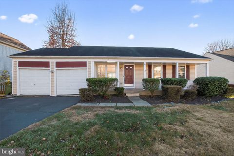 14 BRAXTON DRIVE STERLING VA 20165