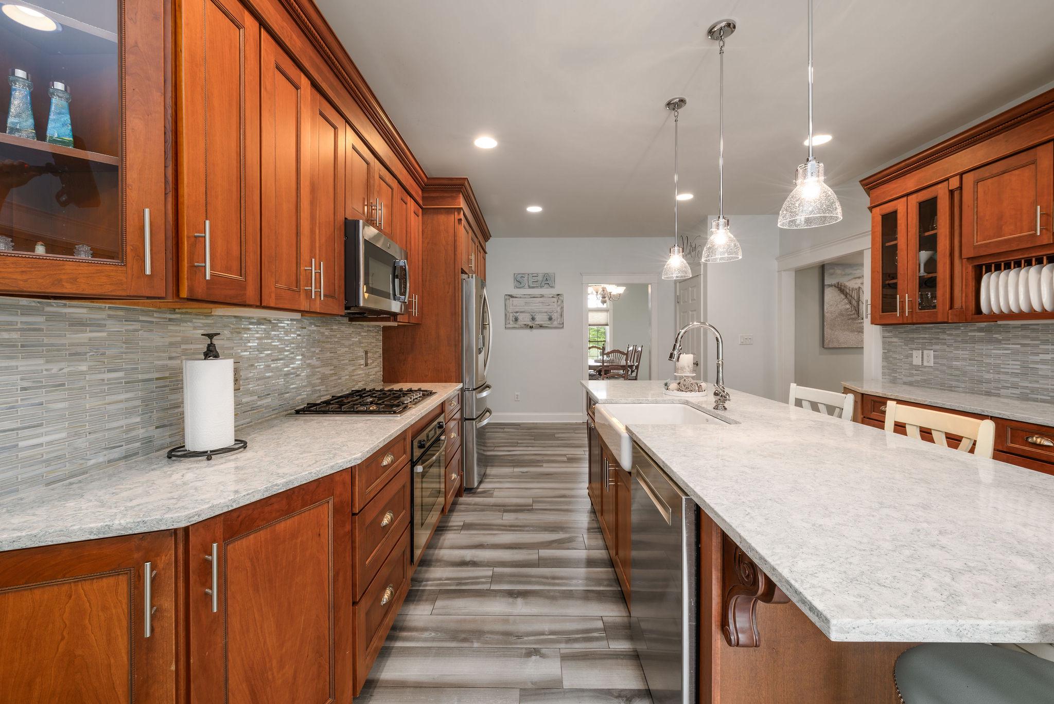 CRESTFIELD - Residential