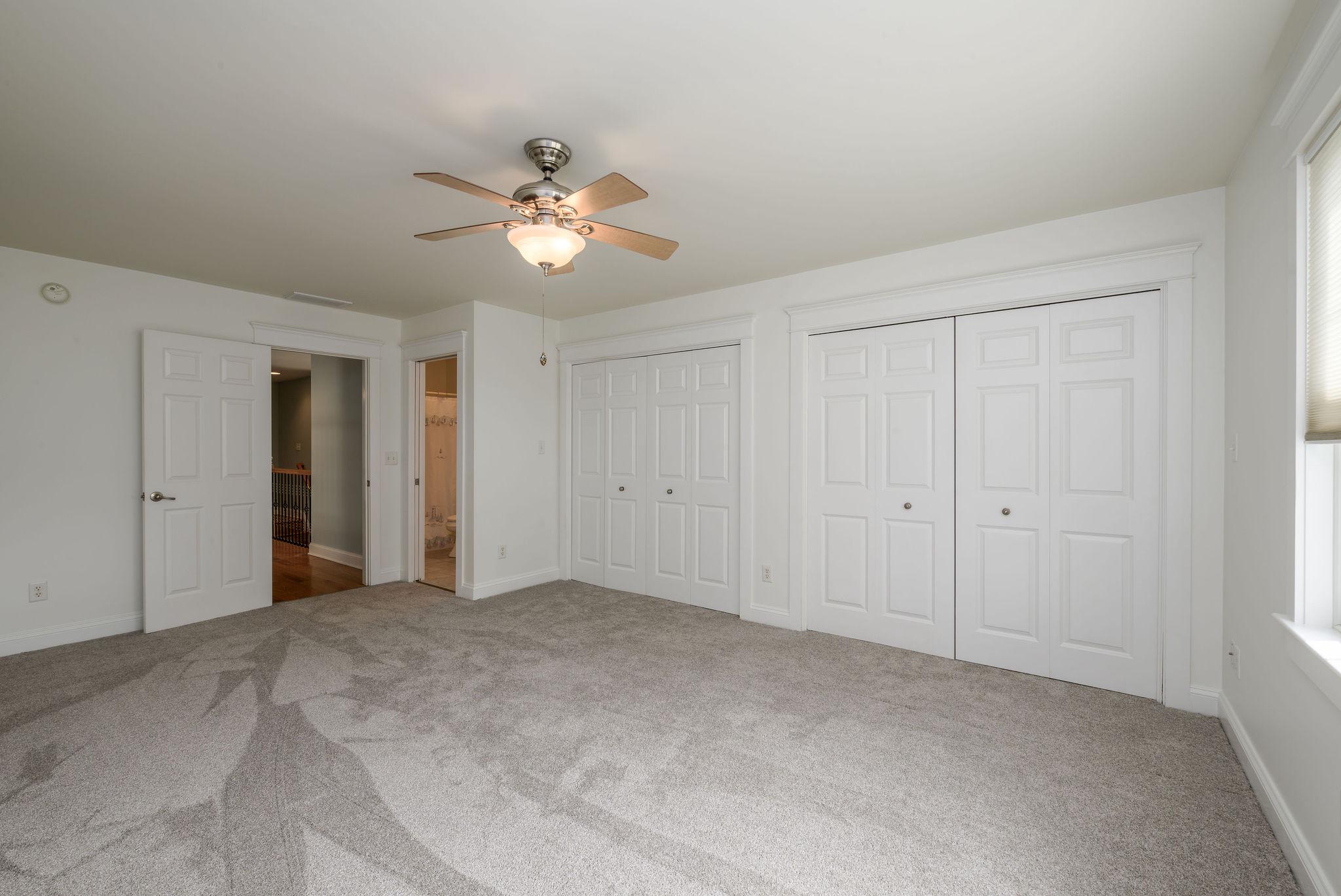 CRESTFIELD - Residential