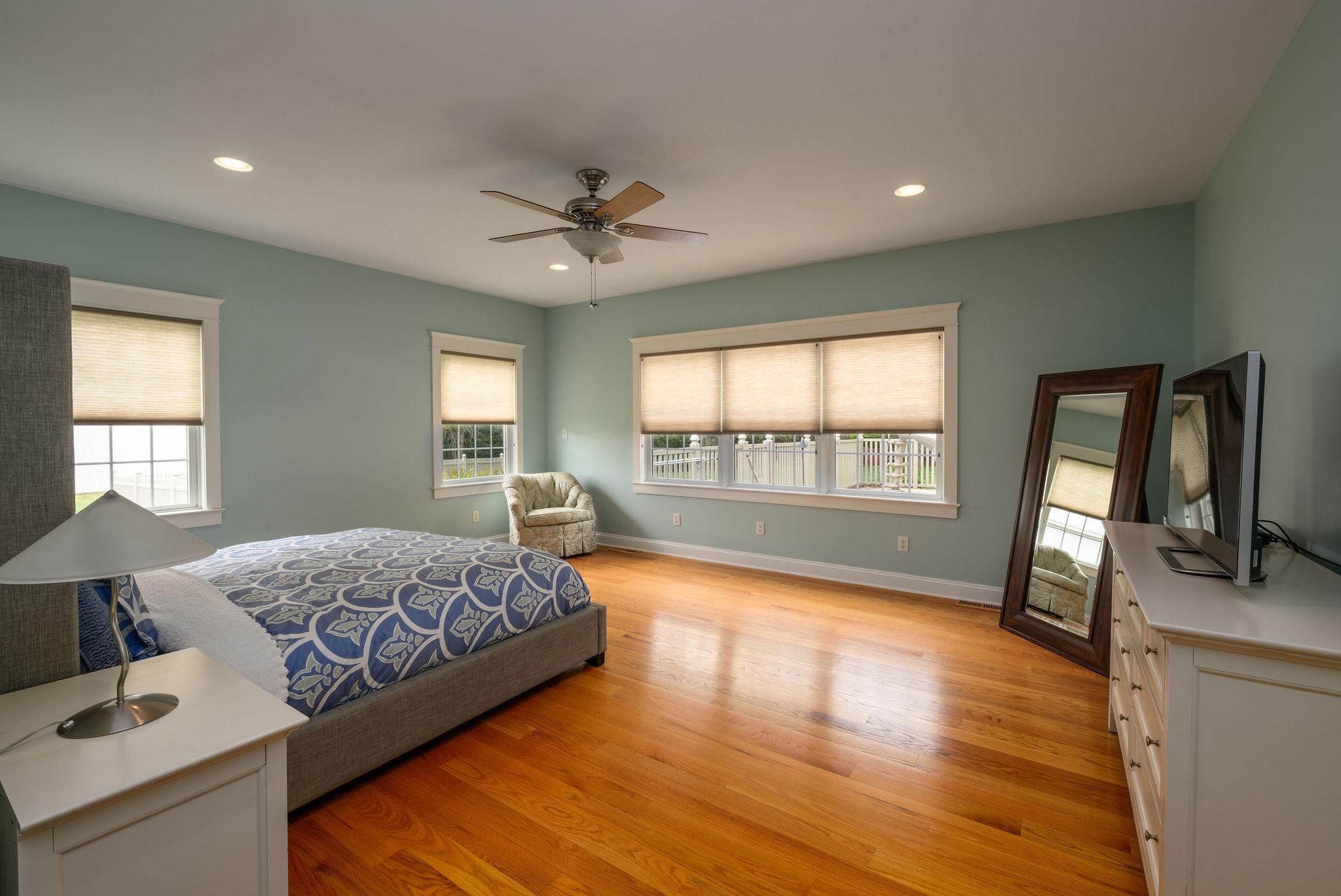 CRESTFIELD - Residential