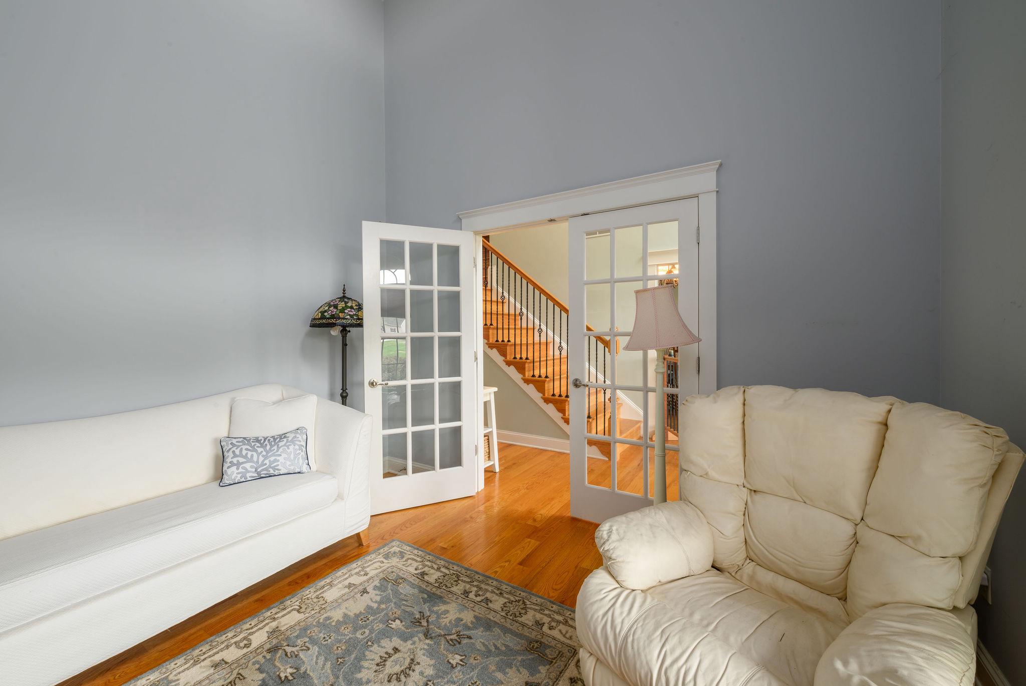 CRESTFIELD - Residential