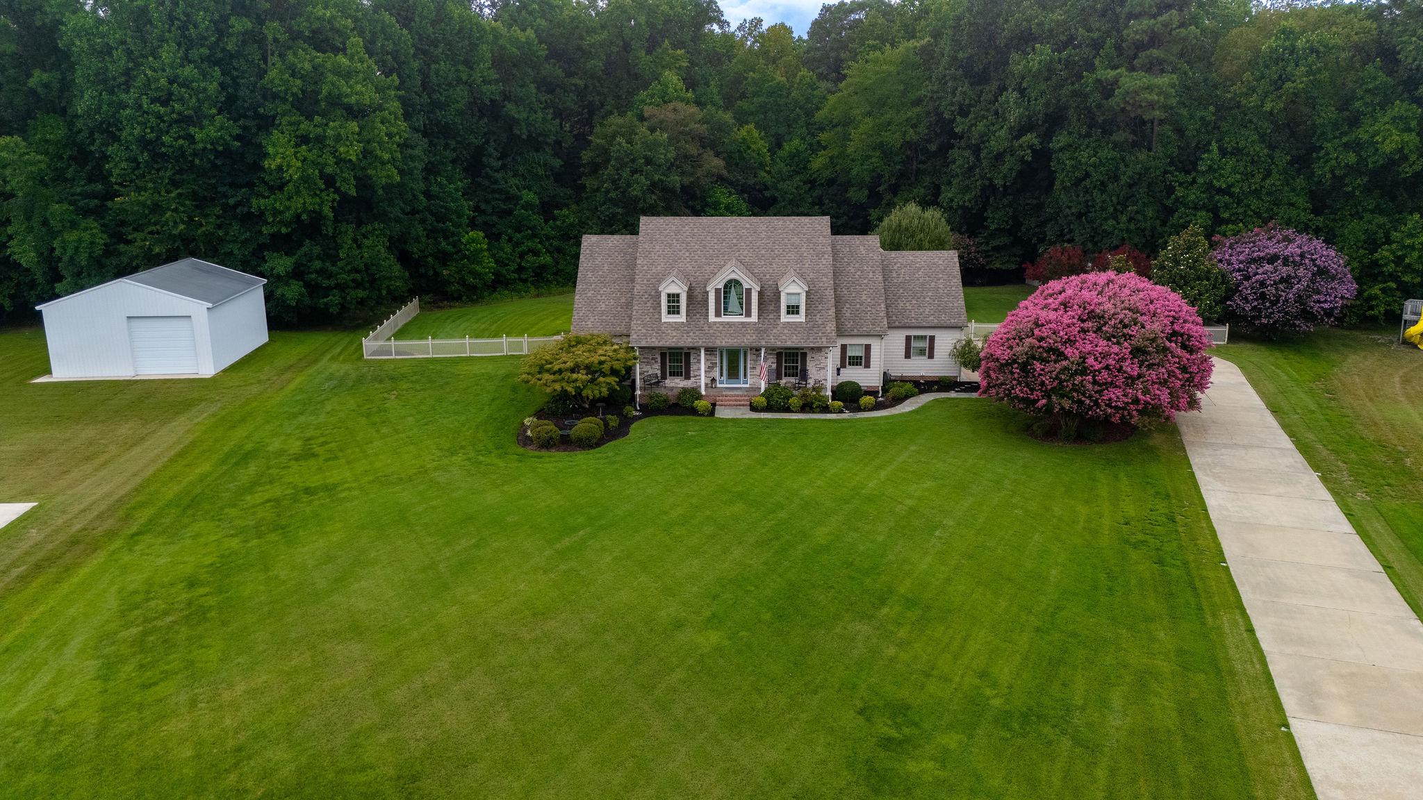 CRESTFIELD - Residential