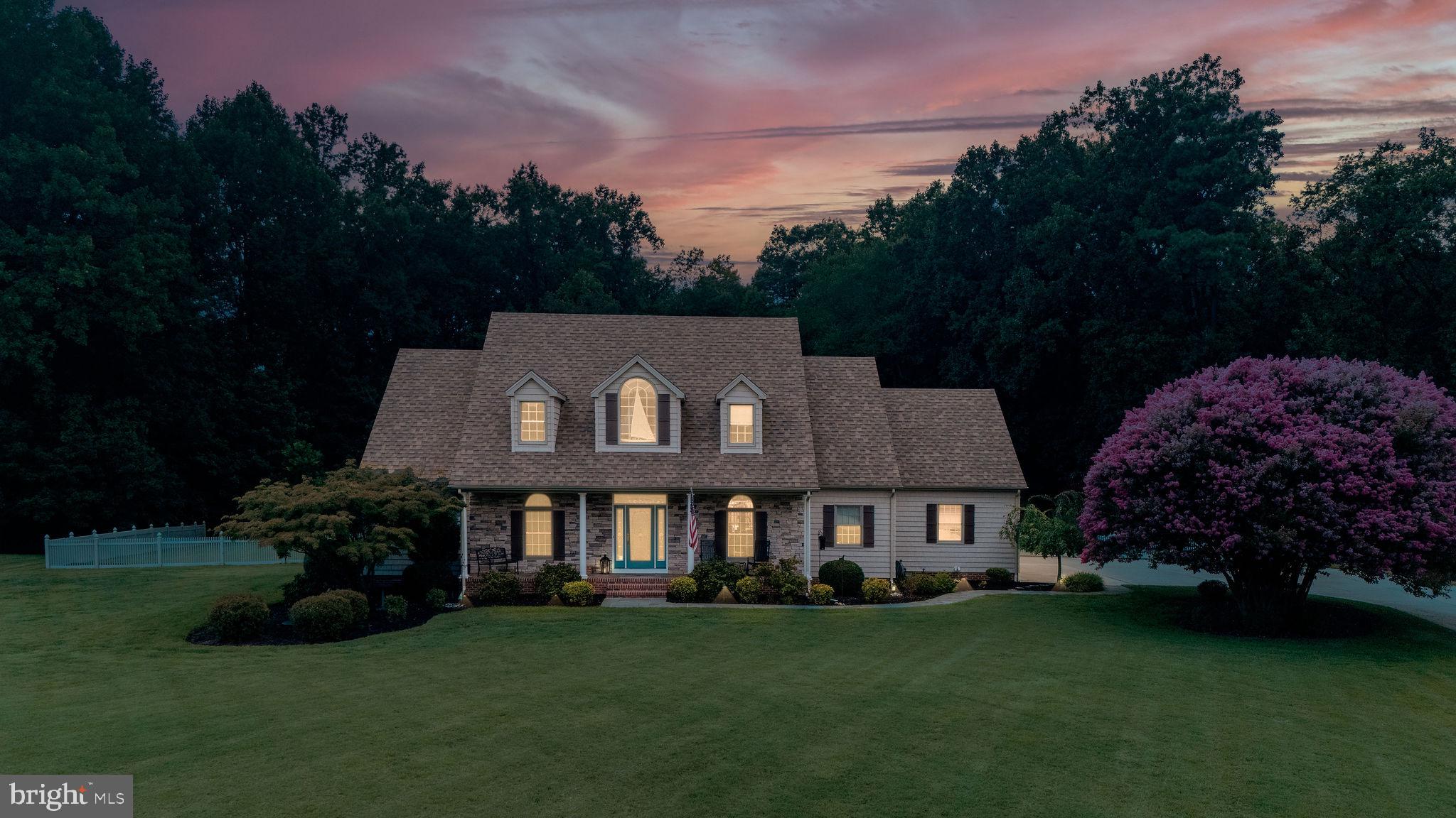 CRESTFIELD - Residential