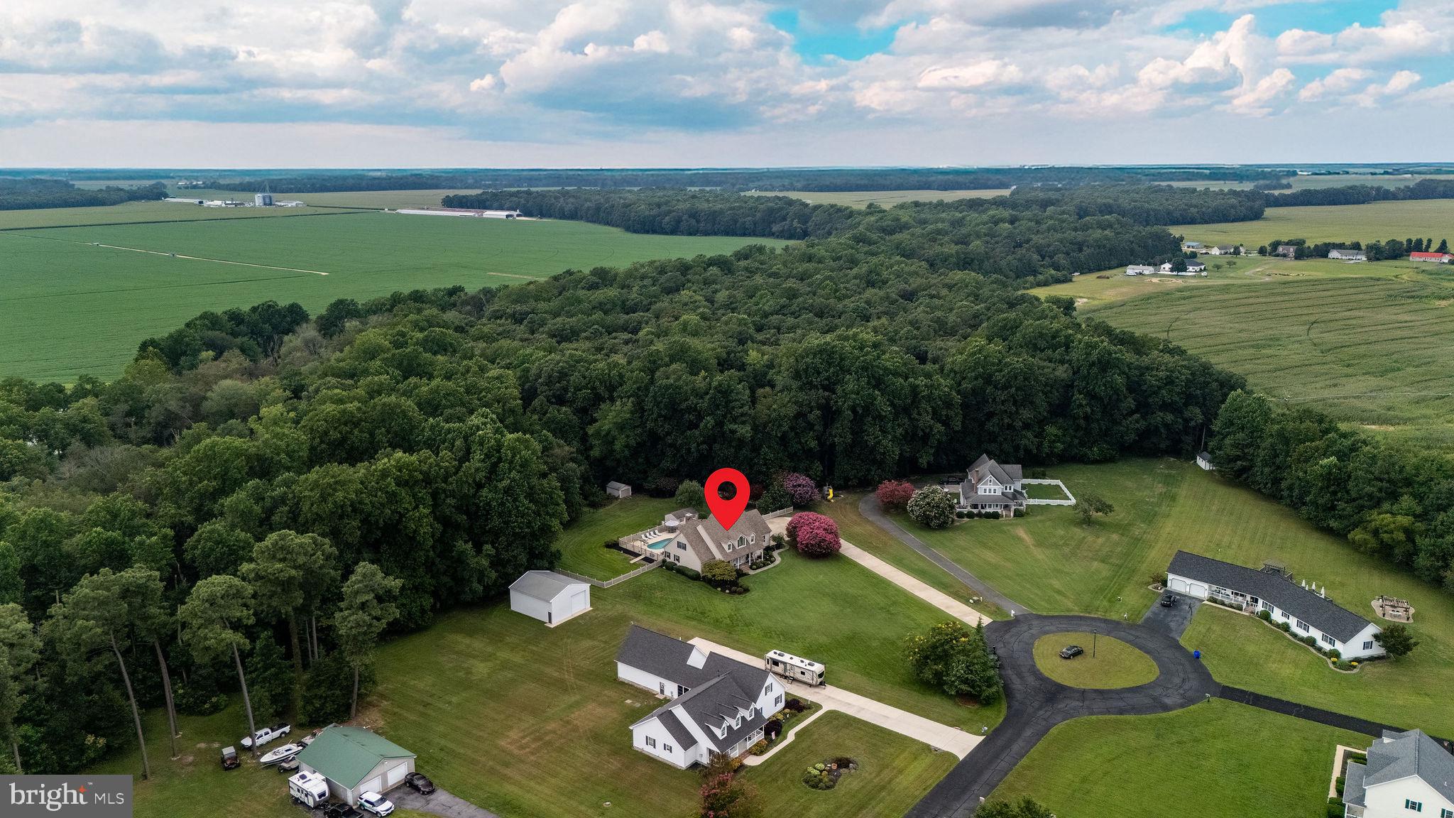 CRESTFIELD - Residential