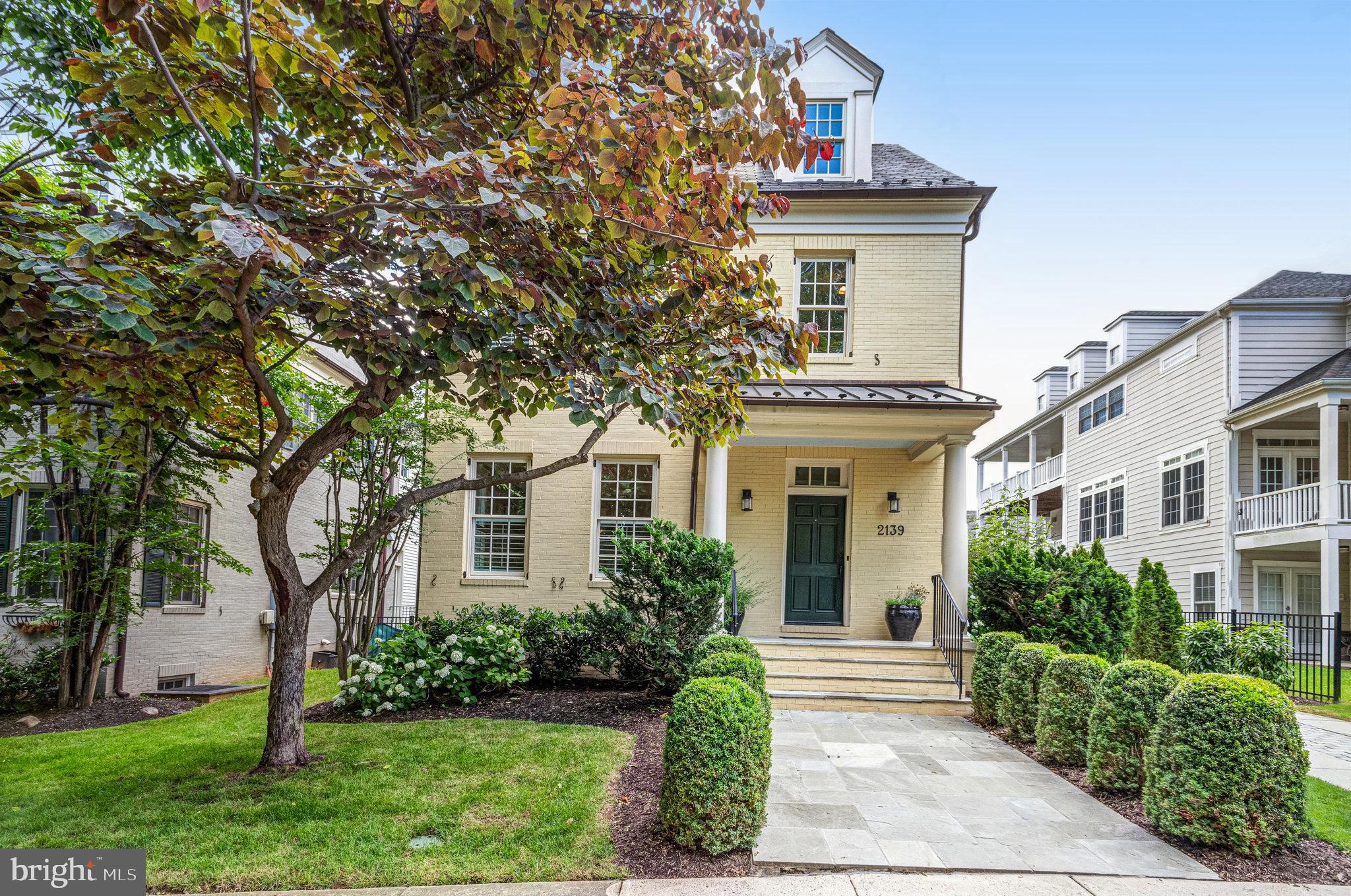 DAWSON TERRACE - Residential