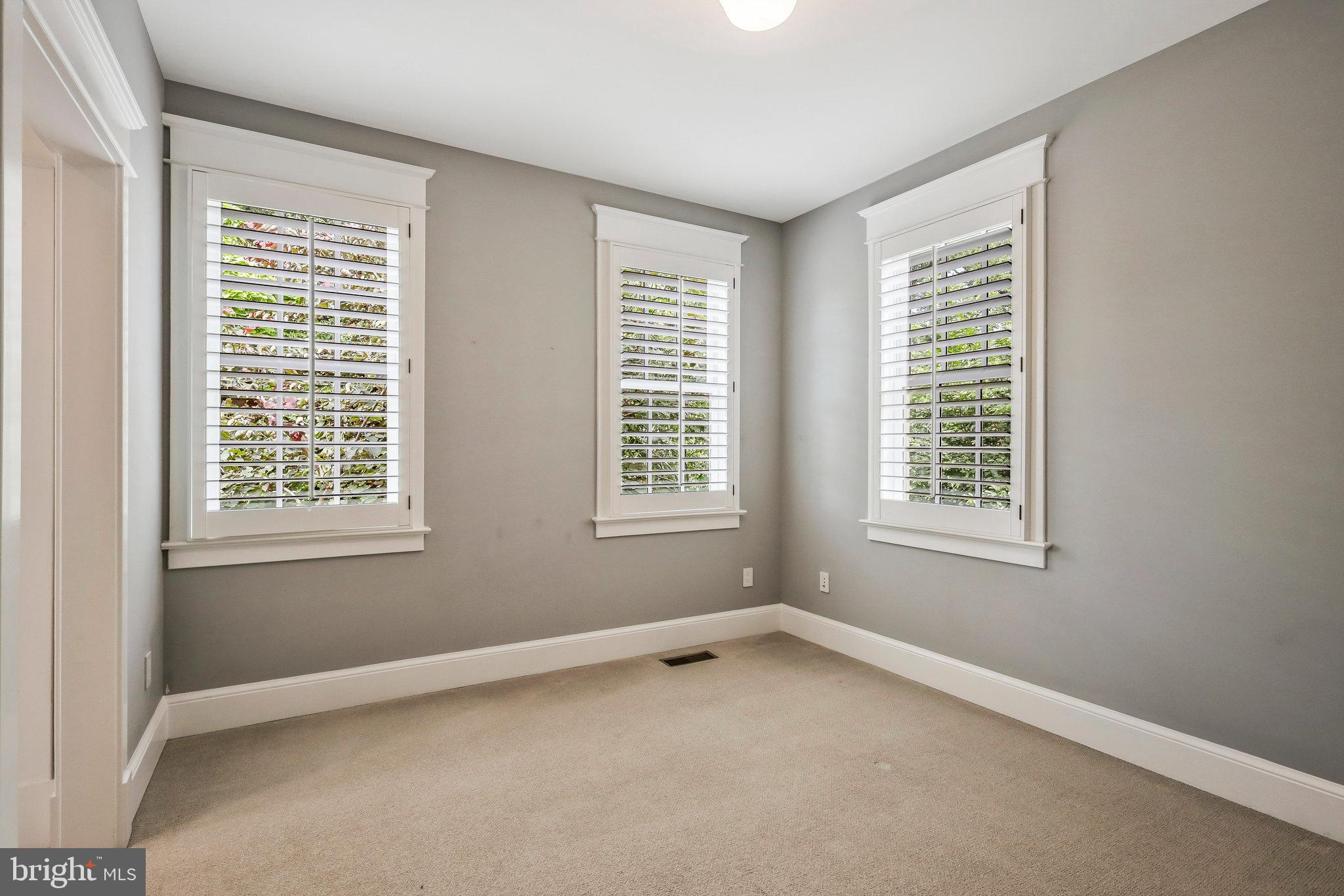 DAWSON TERRACE - Residential