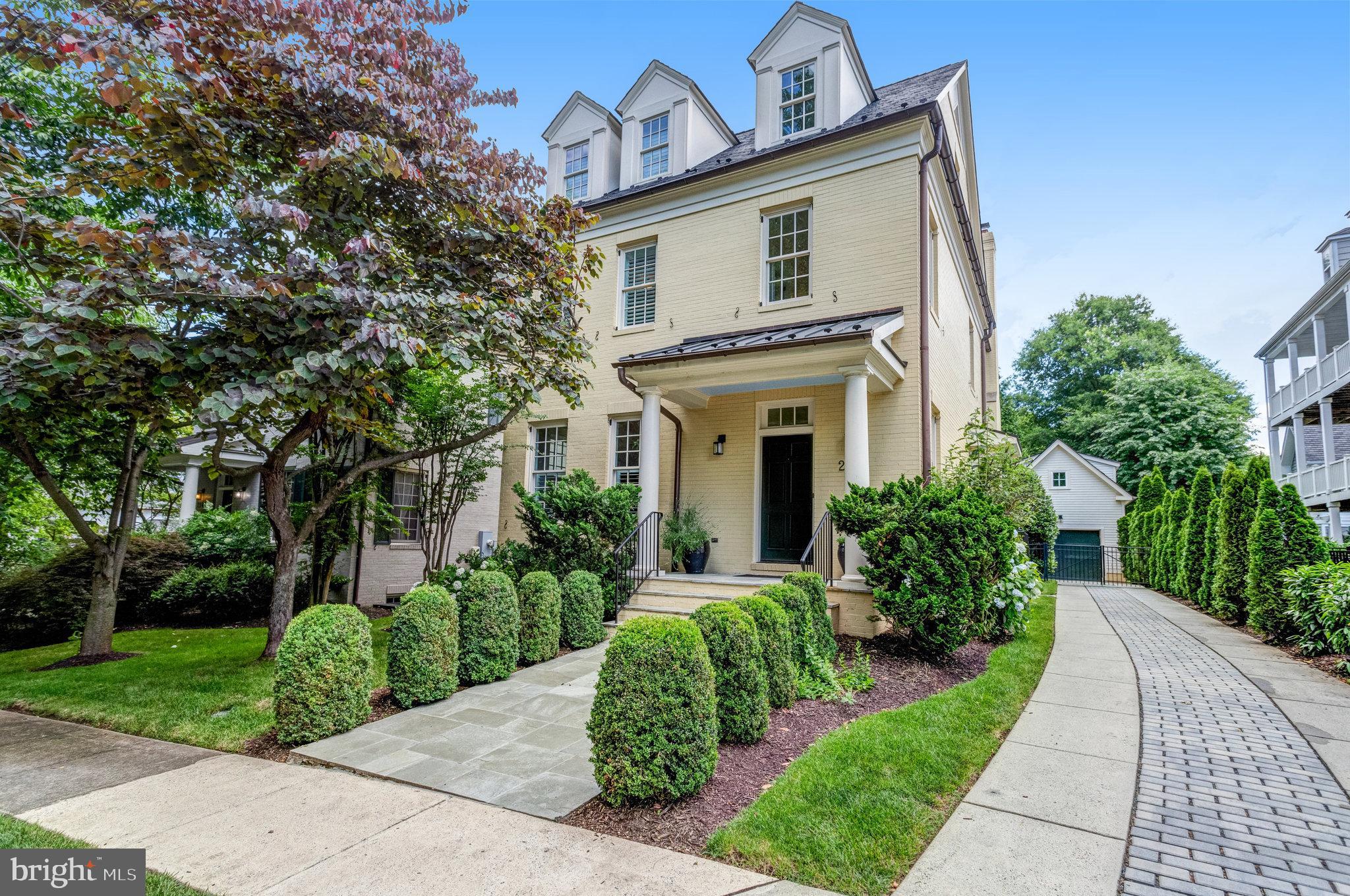 DAWSON TERRACE - Residential