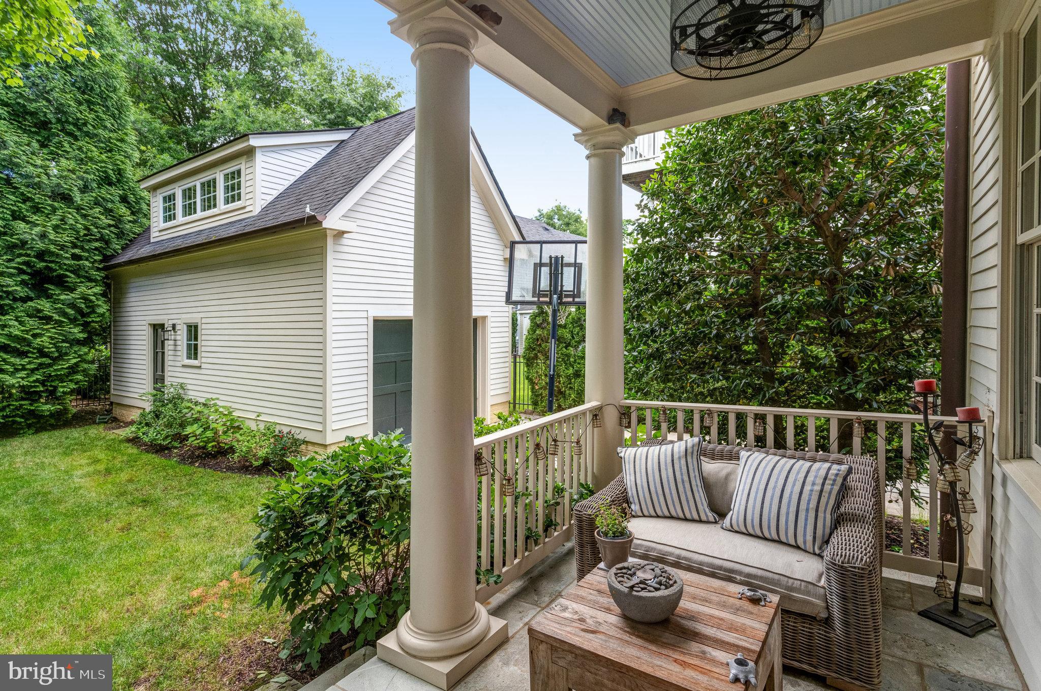 DAWSON TERRACE - Residential