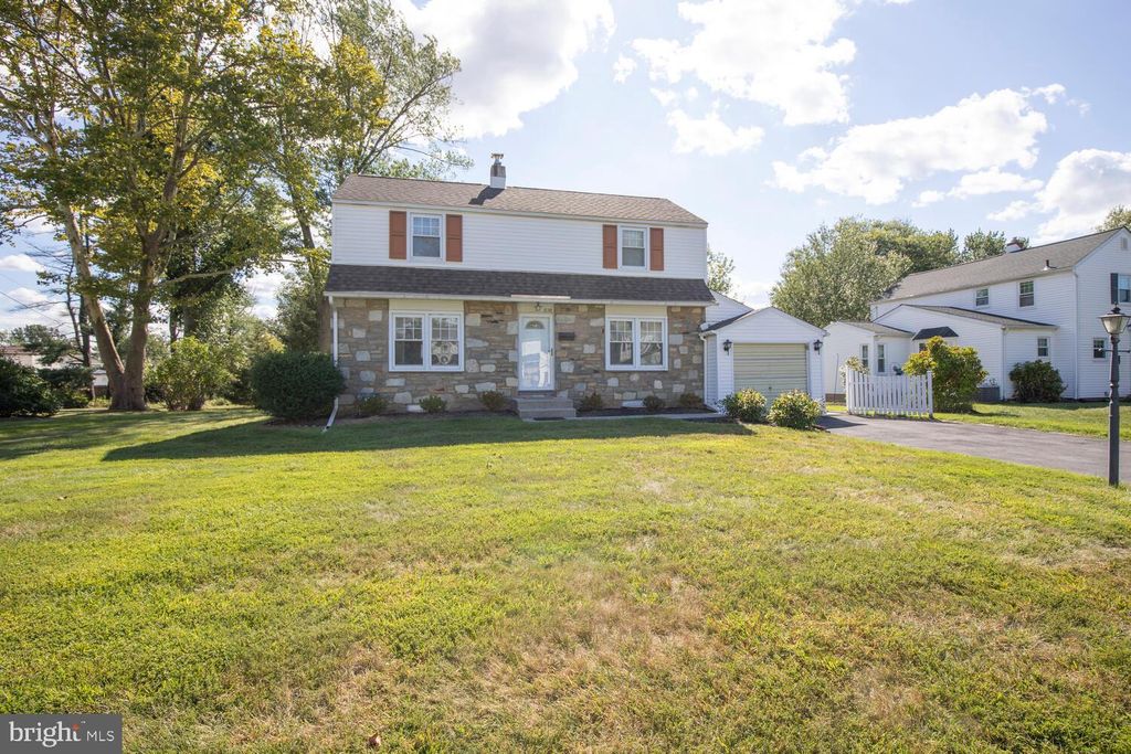 Photo of 1130 Victoria Road, WARMINSTER, PA 18974 (MLS # PABU2106618)