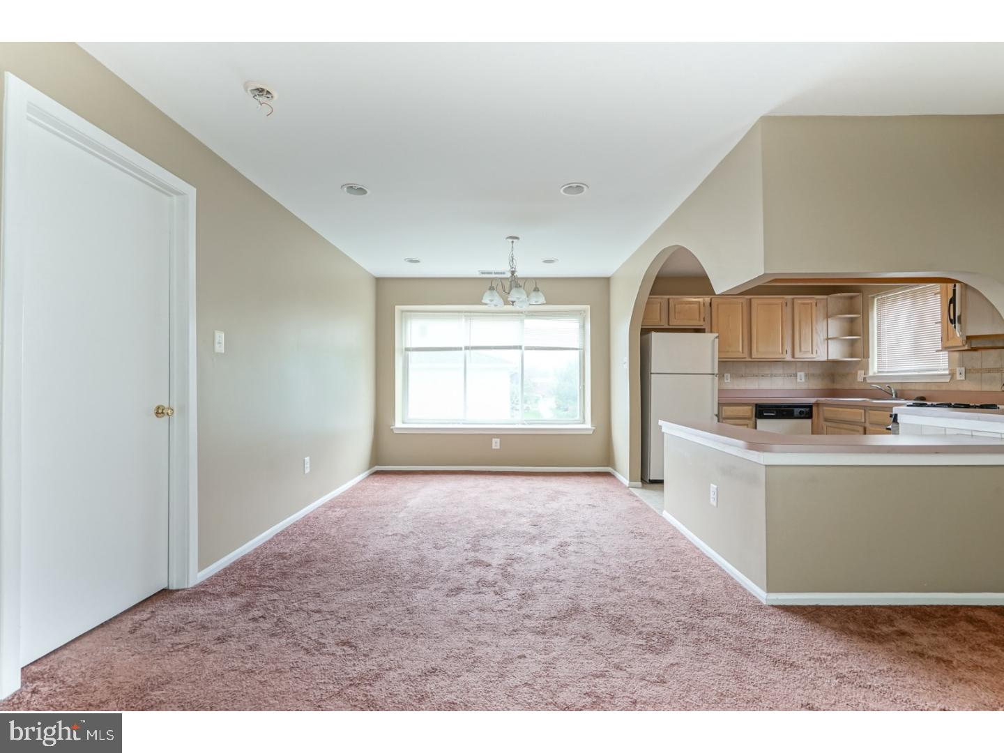 FOUNTAIN POINTE - Residential