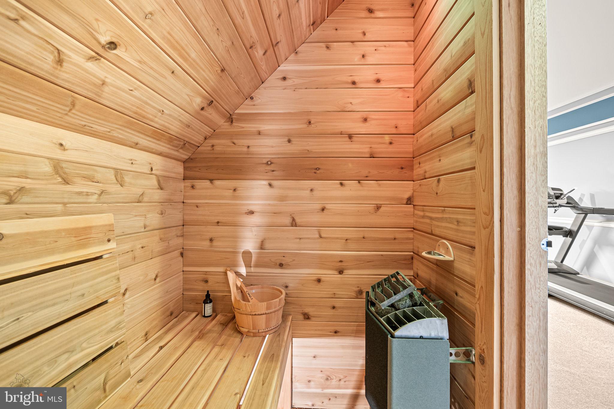 FOX CREEK - Residential