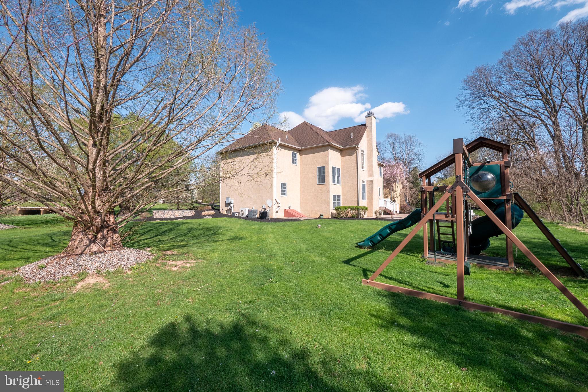 FOX CREEK - Residential