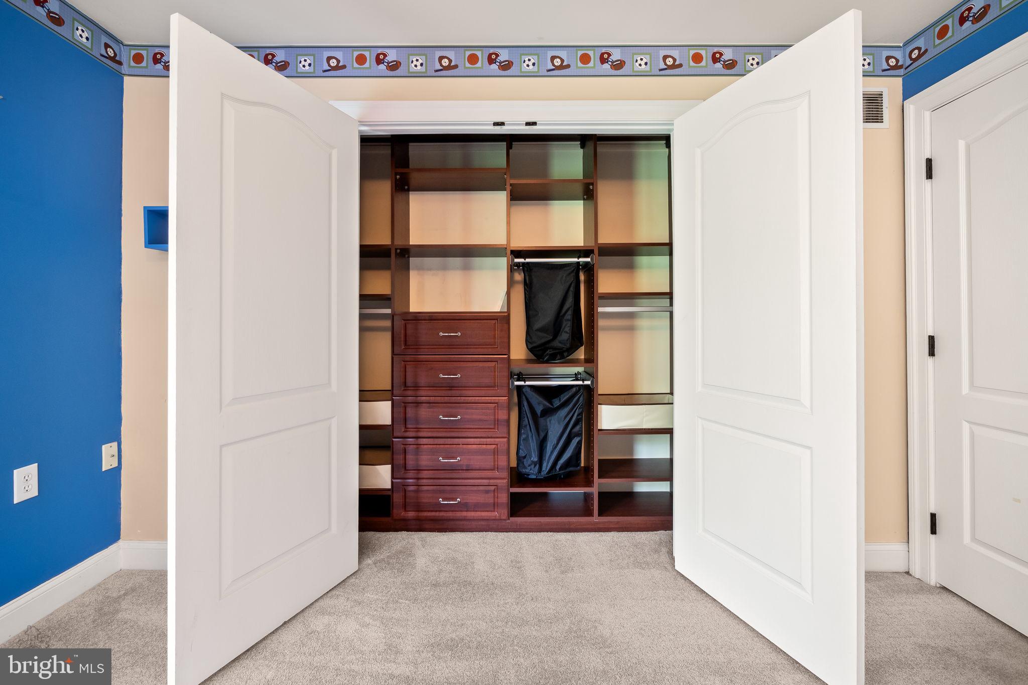 FOX CREEK - Residential