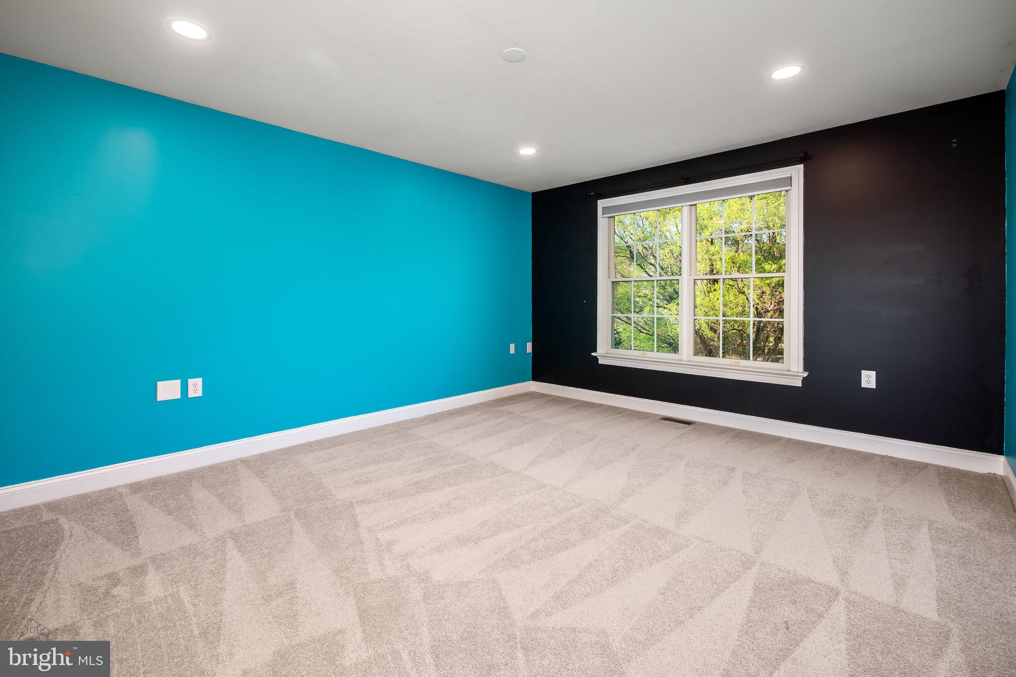 FOX CREEK - Residential