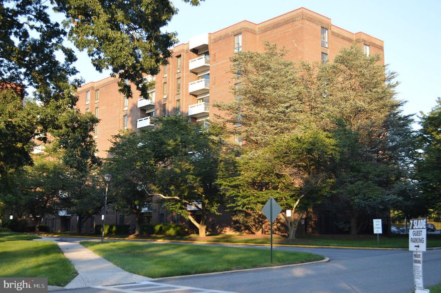 Sought after 2 Bedroom 2 Full Bath condo with large living room,separate Dining room, nice size kitchen and a private balcony for those relaxing times. This unit will NOT last.