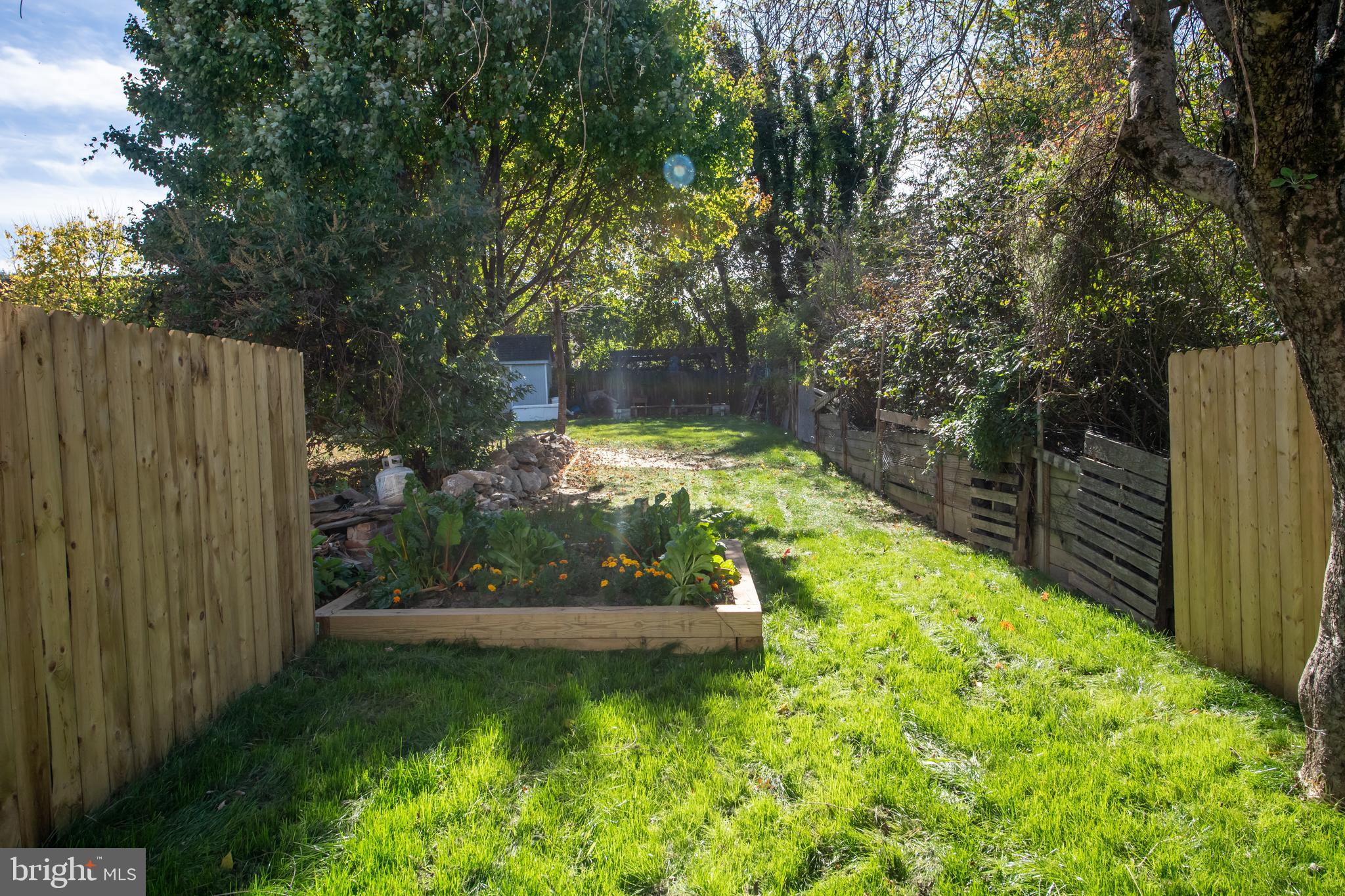 BLUE BELL HILL - Residential