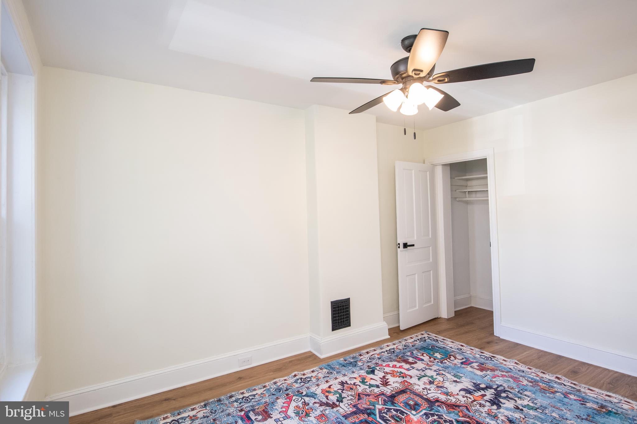 BLUE BELL HILL - Residential