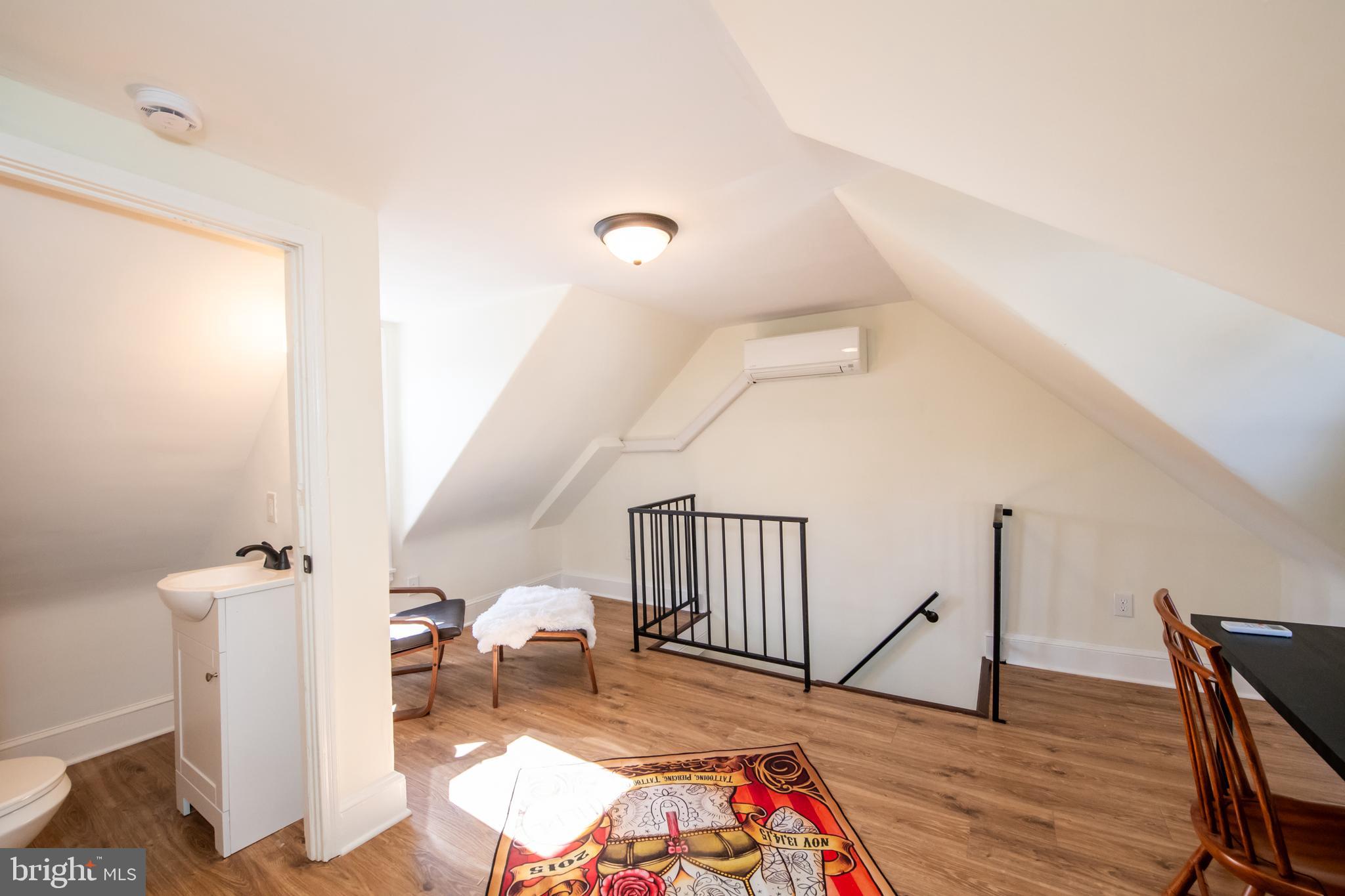 BLUE BELL HILL - Residential