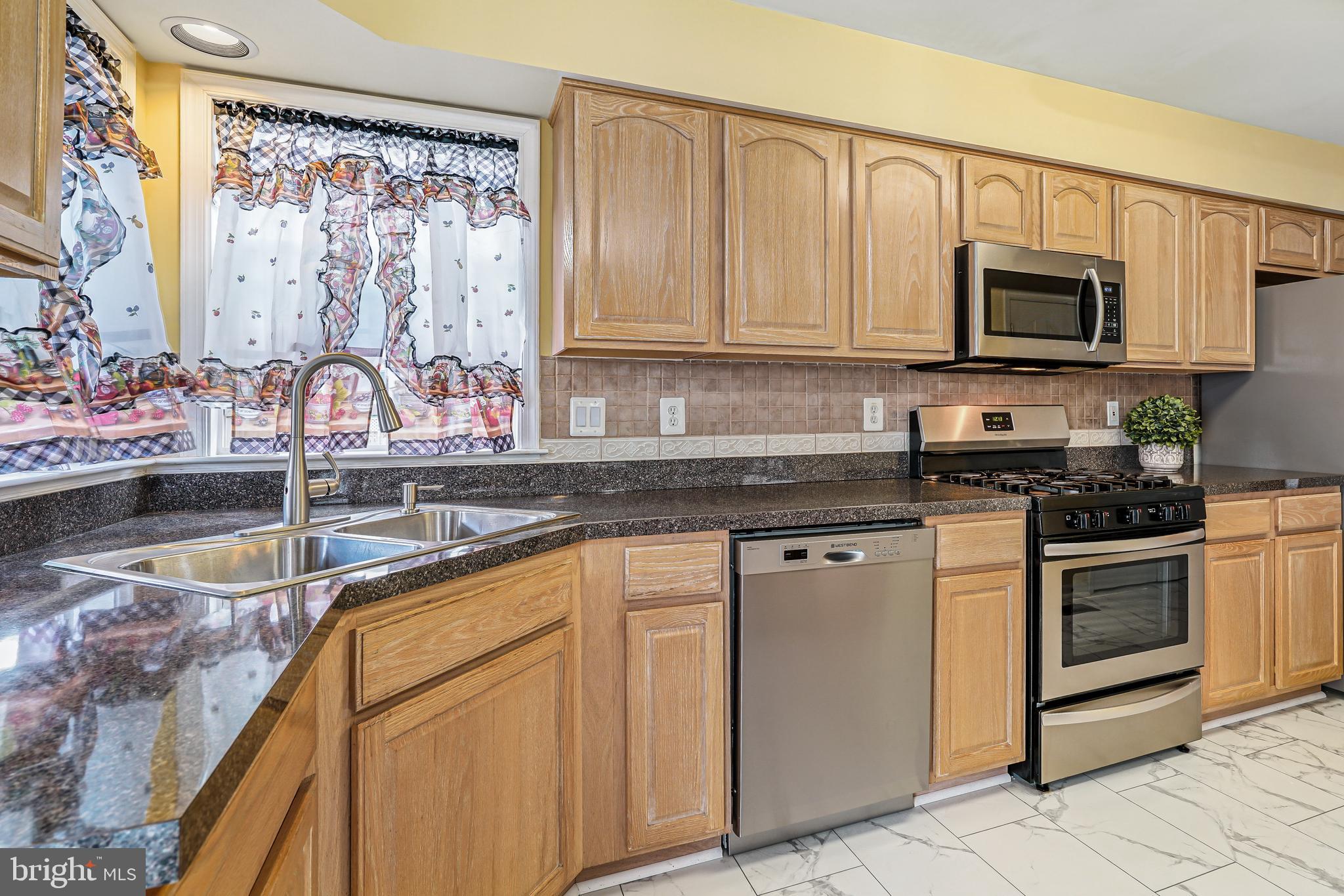 BEACON POINT - Residential