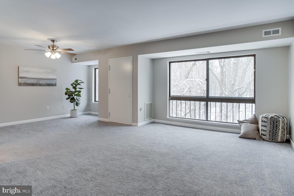 LONG REACH KNOLLS - Residential