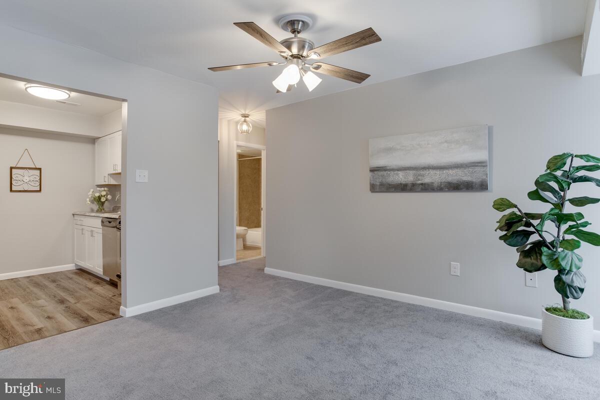 LONG REACH KNOLLS - Residential