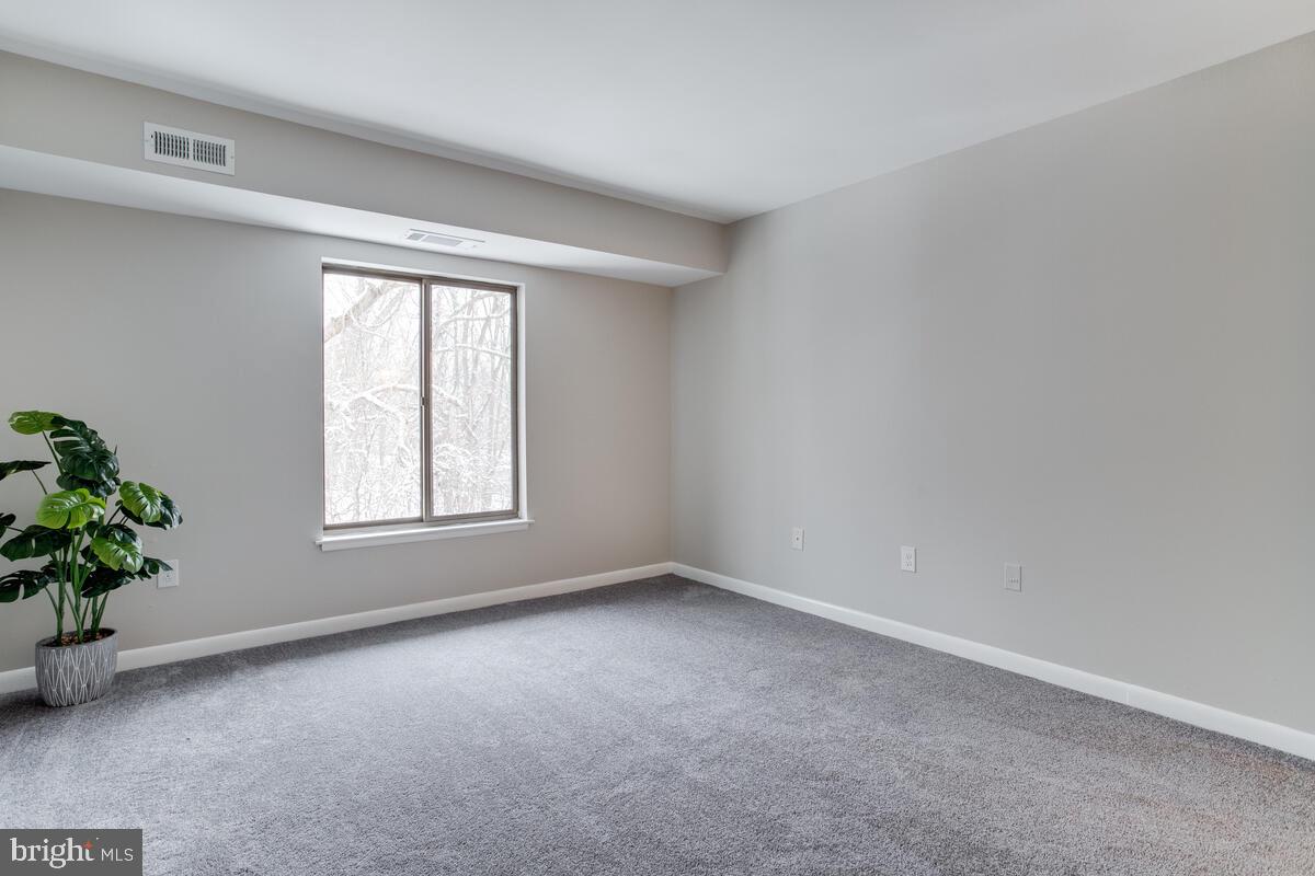 LONG REACH KNOLLS - Residential