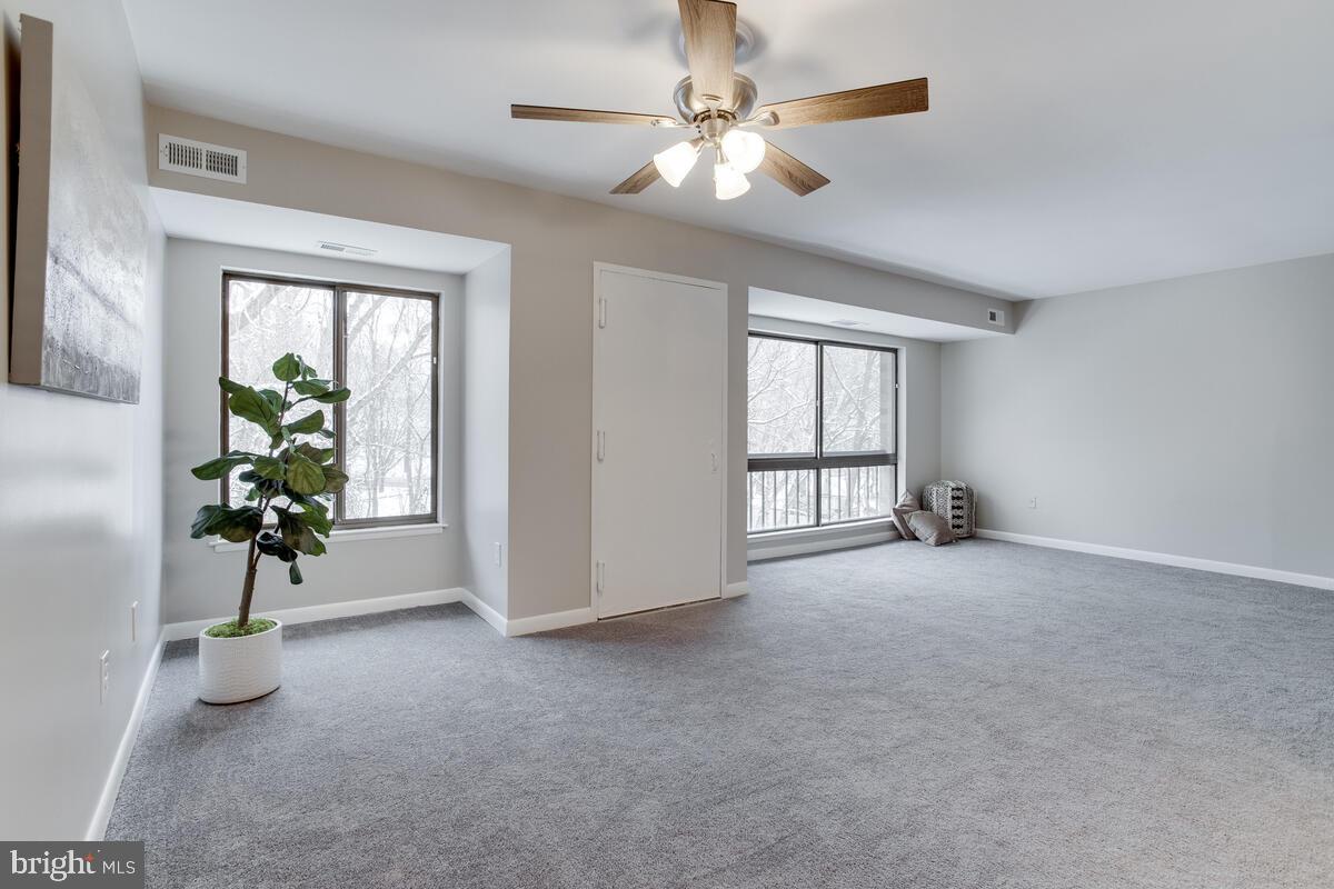 LONG REACH KNOLLS - Residential