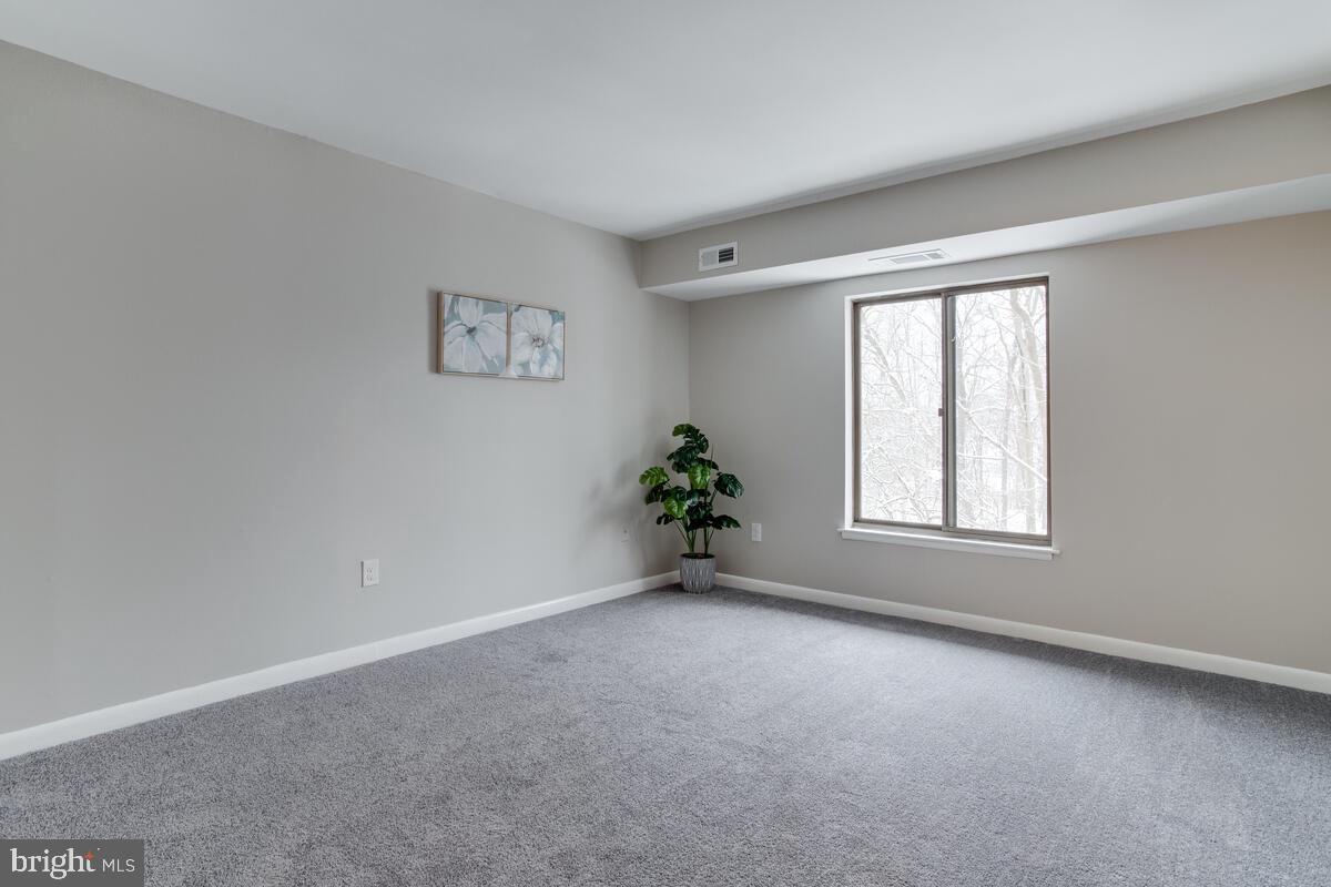 LONG REACH KNOLLS - Residential