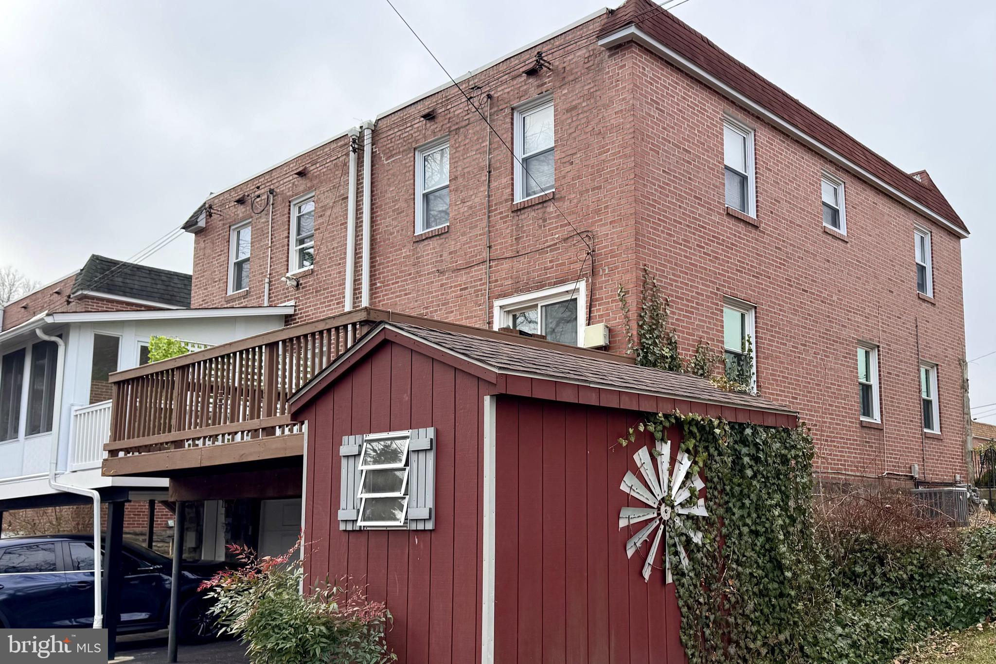 GREEN HILL - Residential