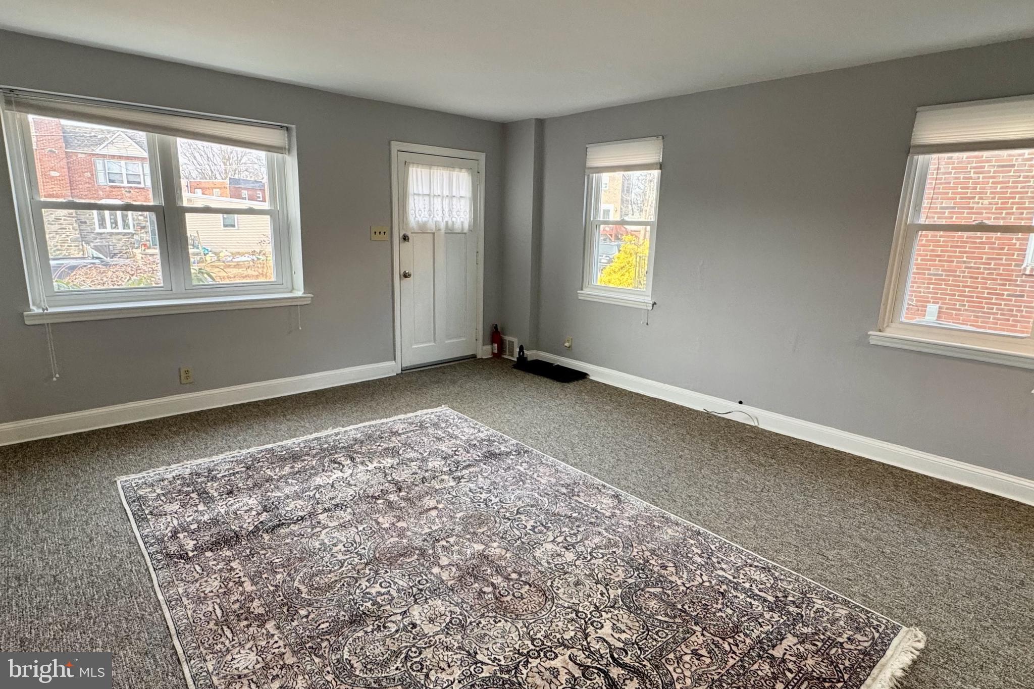 GREEN HILL - Residential