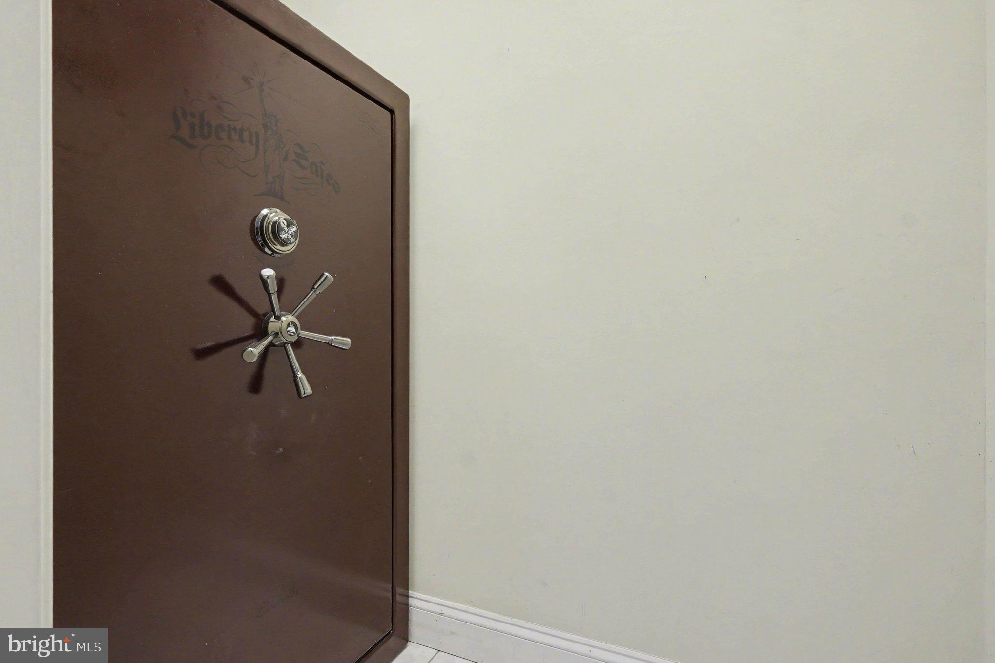 HILLENDALE PARK - Residential