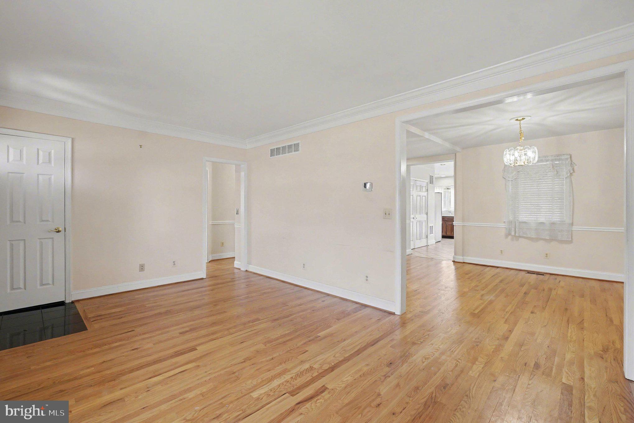 HILLENDALE PARK - Residential