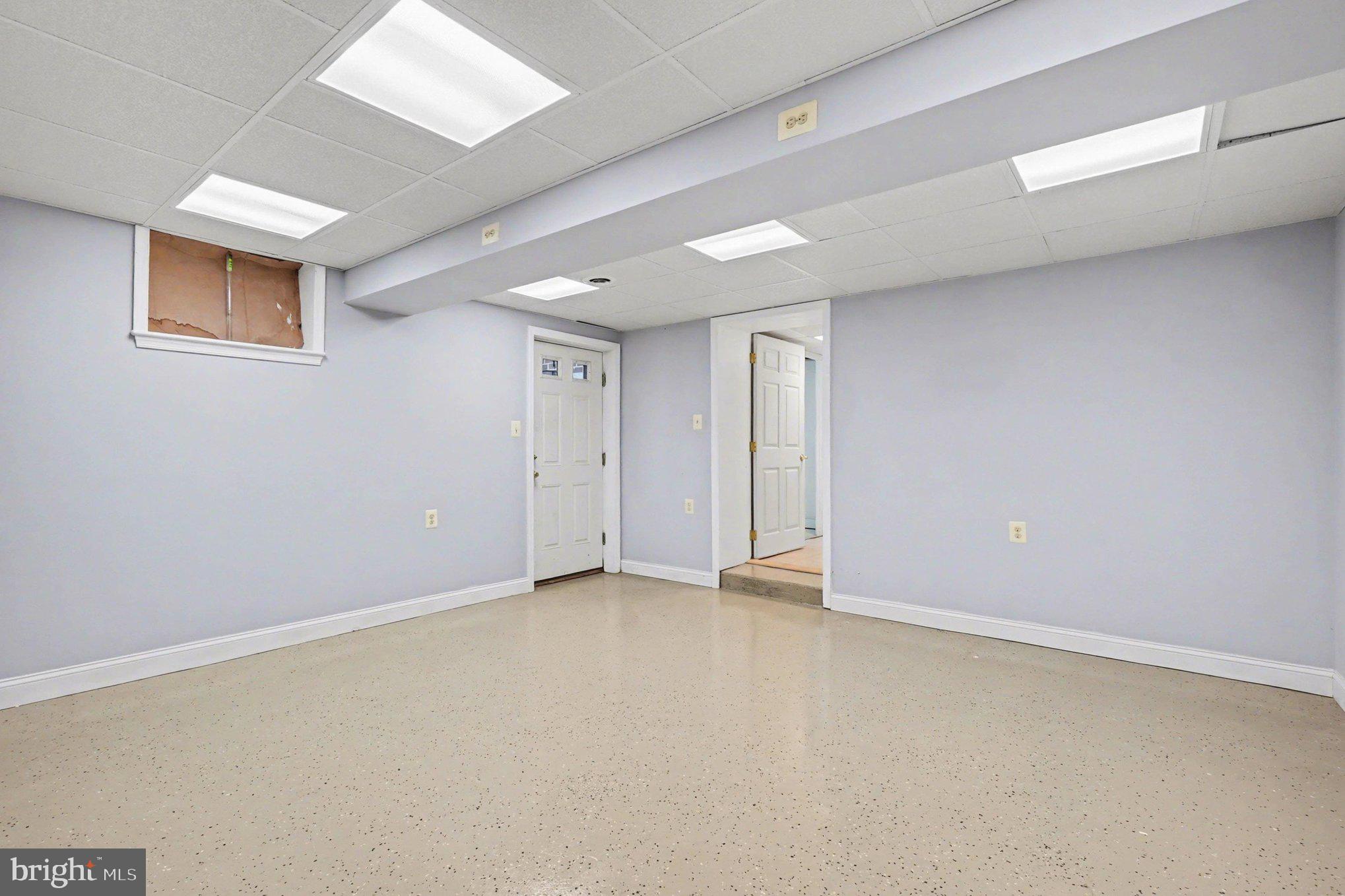 HILLENDALE PARK - Residential