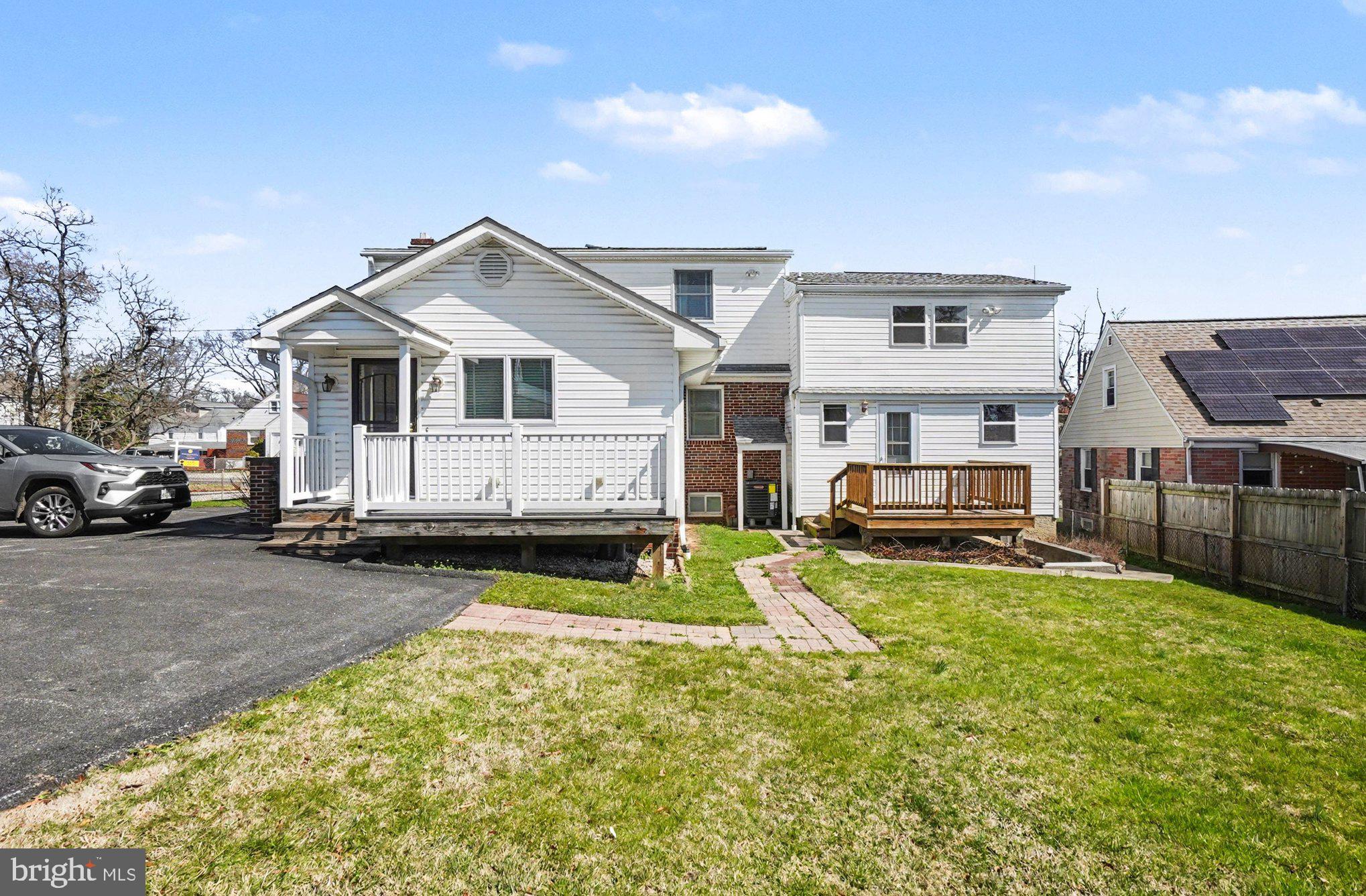 HILLENDALE PARK - Residential