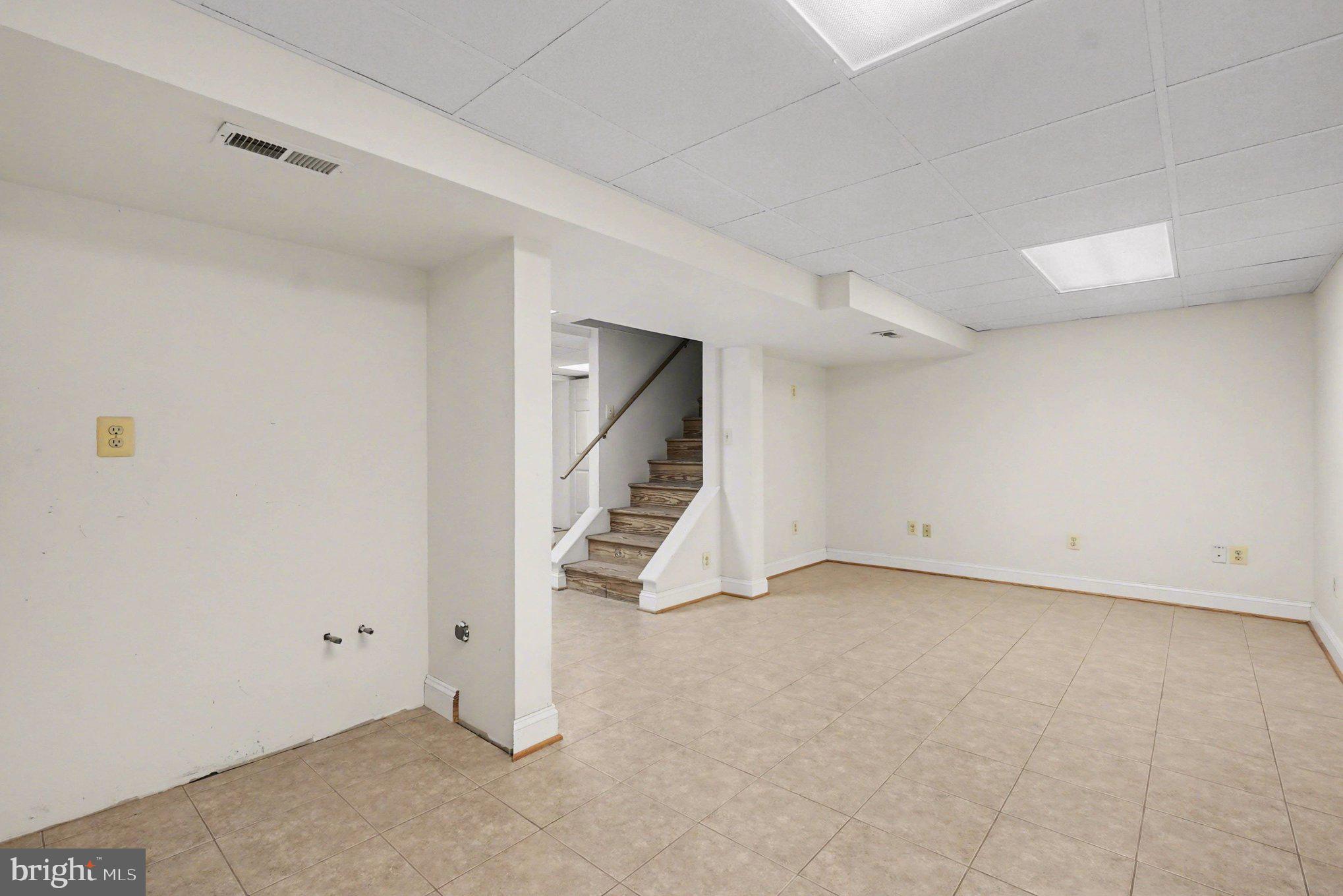 HILLENDALE PARK - Residential