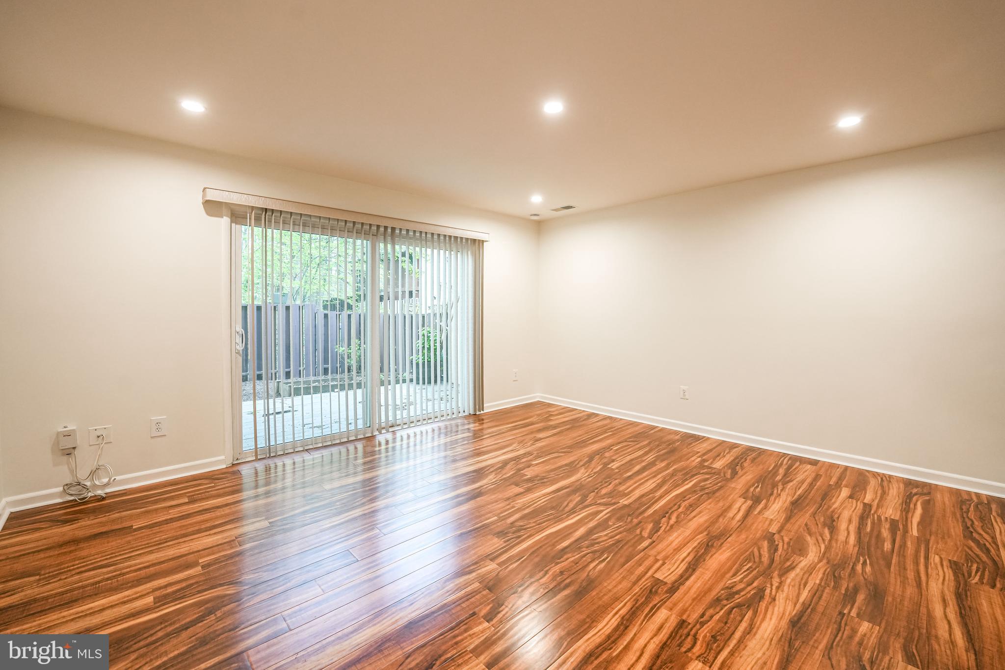 DOGWOOD - Residential Lease