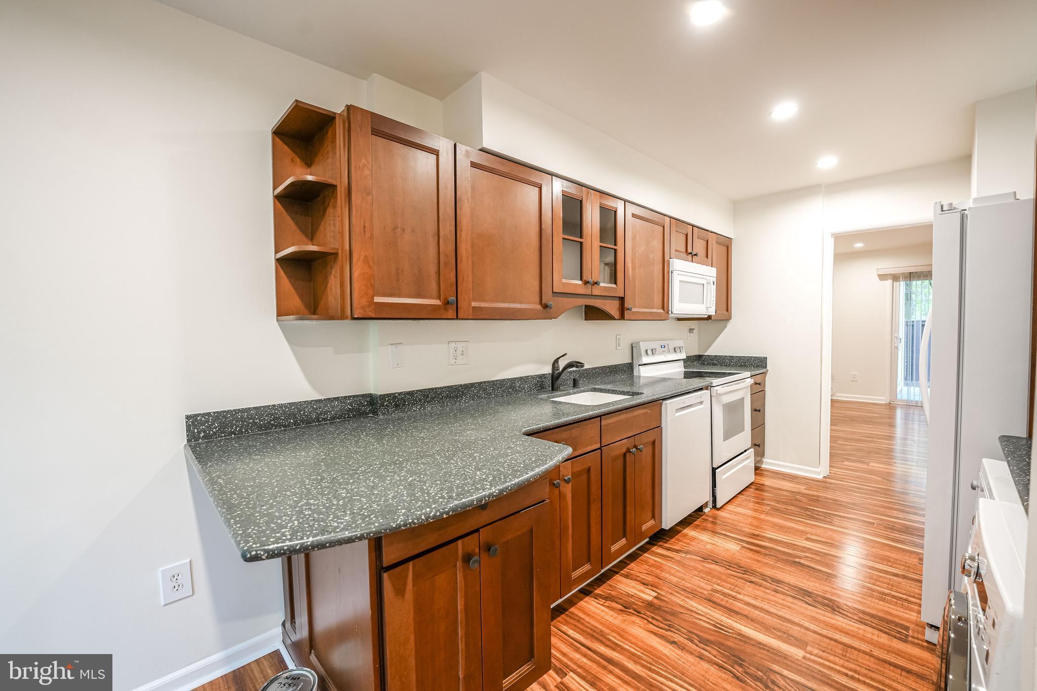 DOGWOOD - Residential Lease