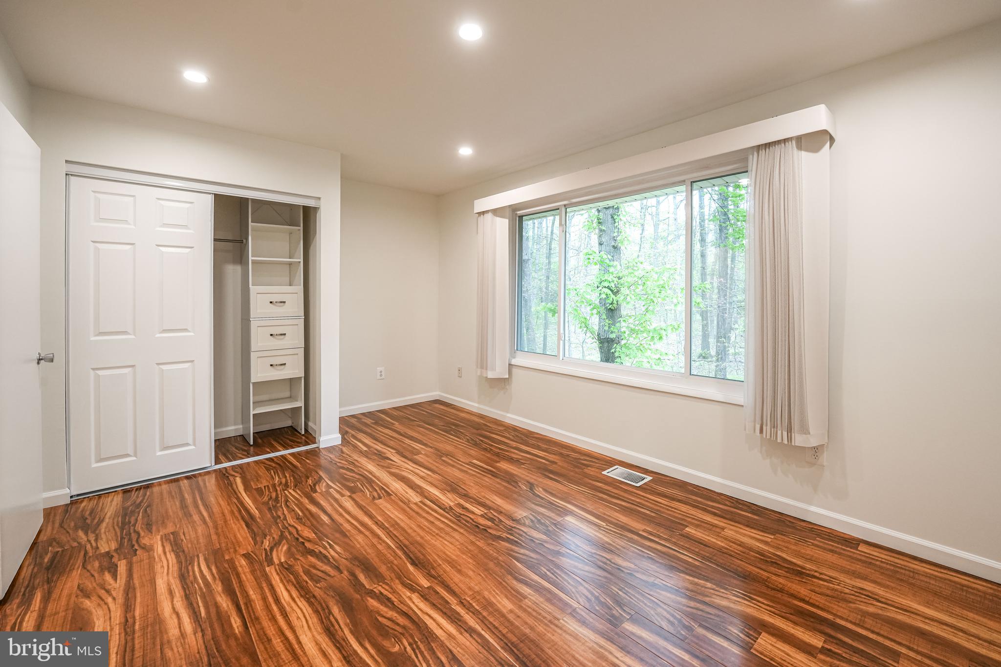 DOGWOOD - Residential Lease