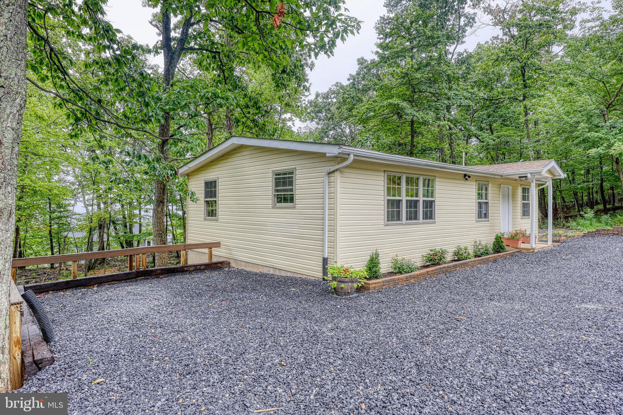 MT FALLS PARK - Residential