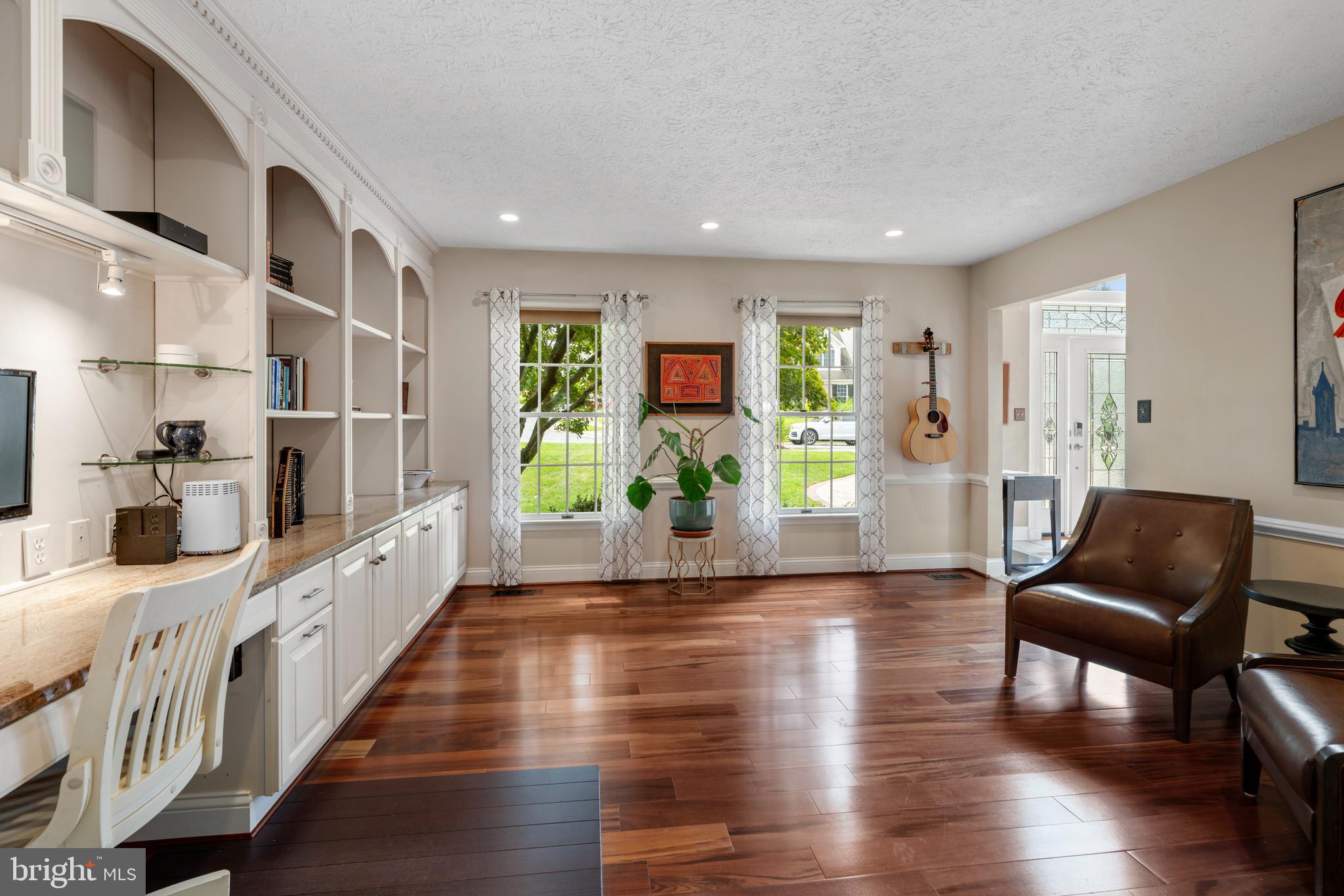 1009 LONGSTREAM COURT