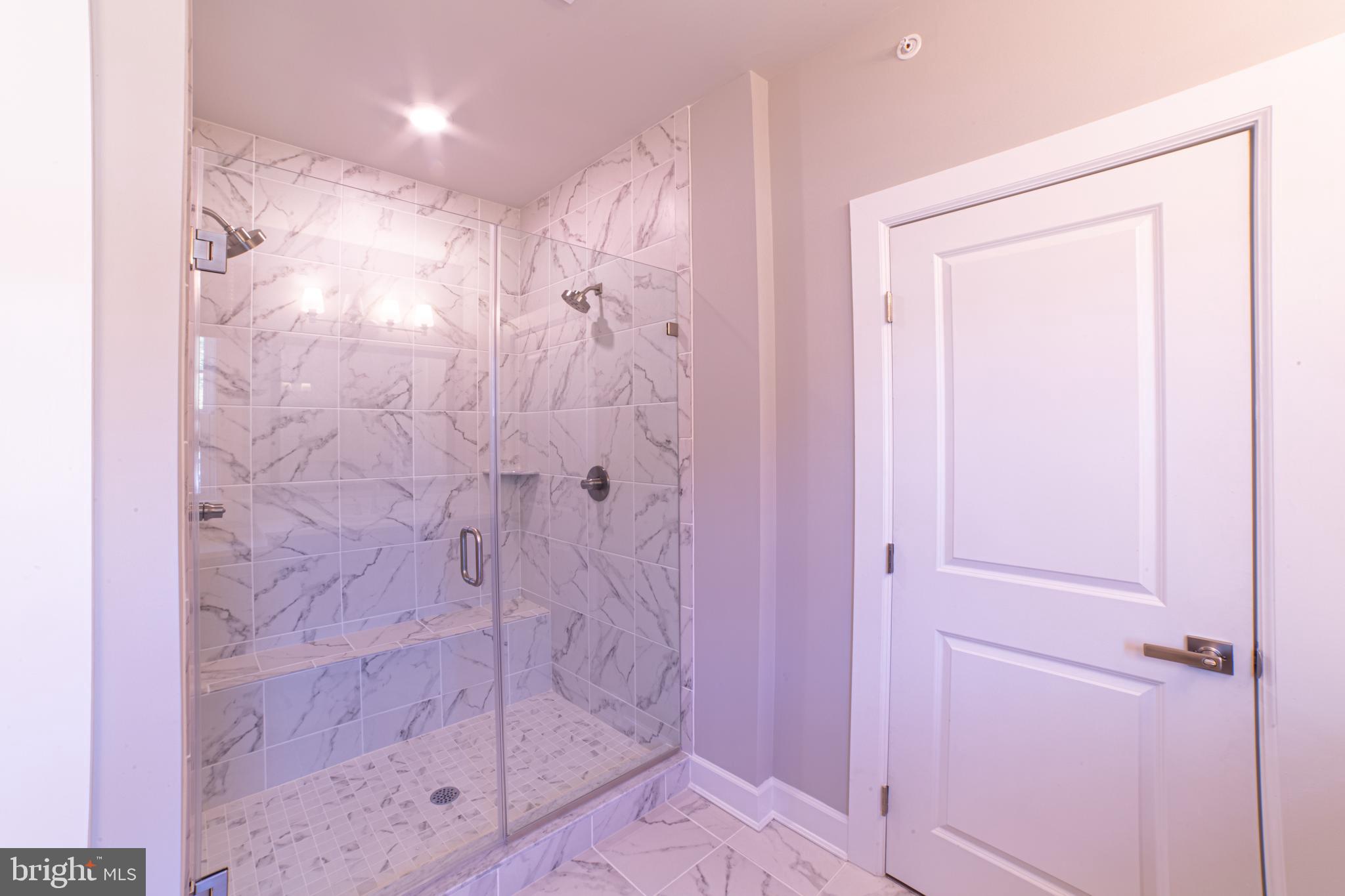 PONDS EDGE - Residential