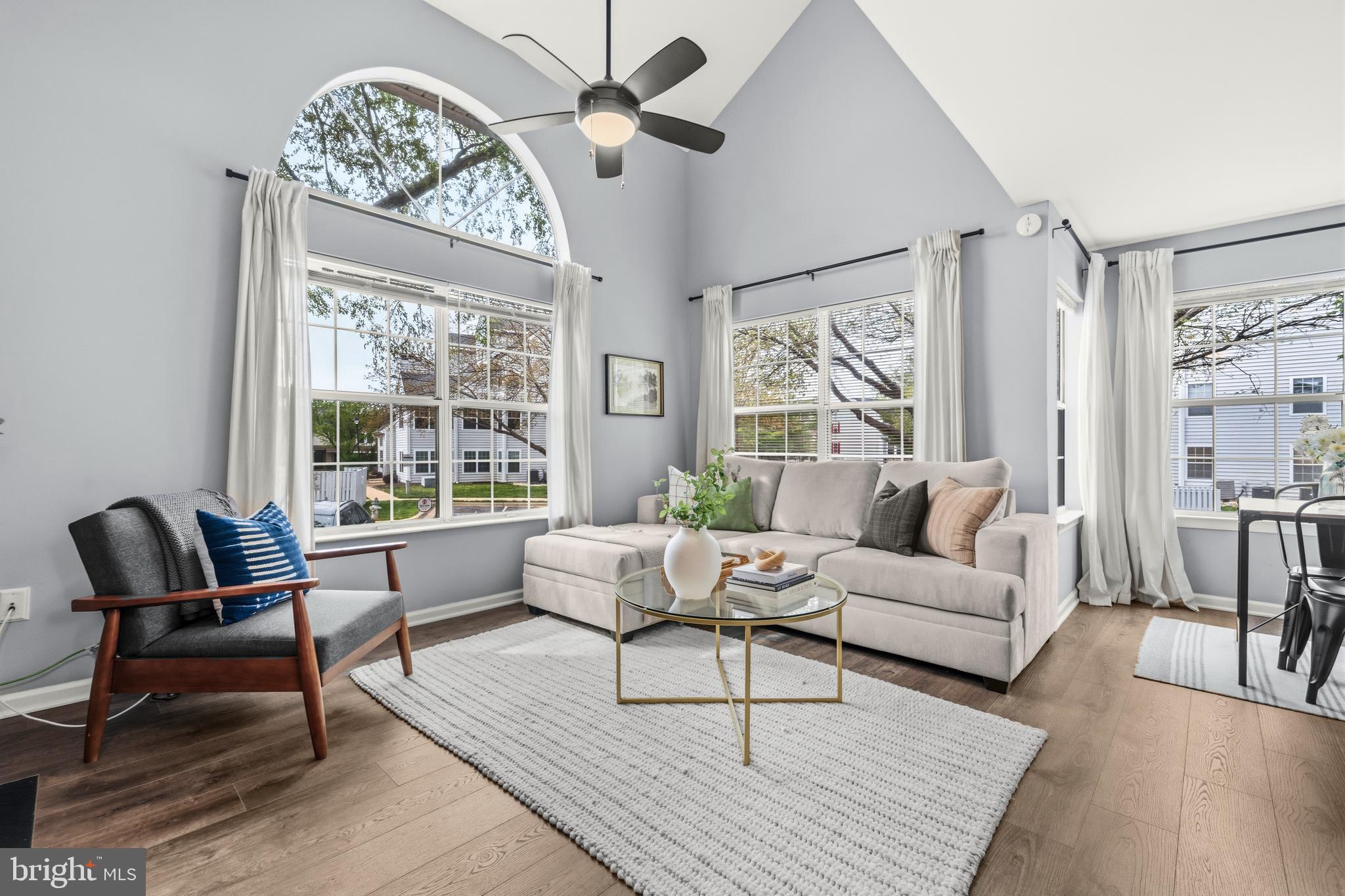 THE VISTAS - Residential